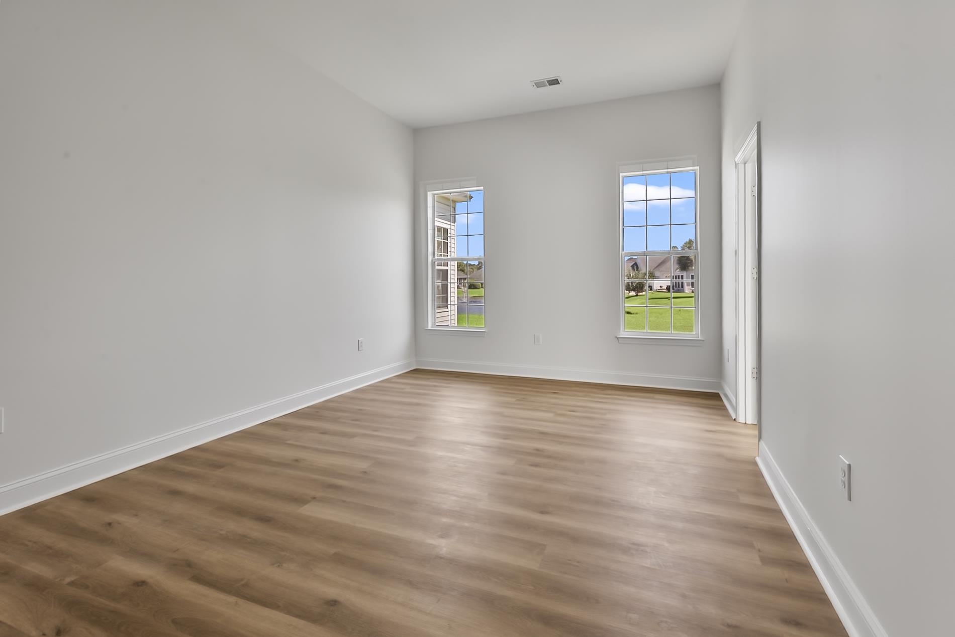 5911 Bridlewood Rd. Property Photo 23