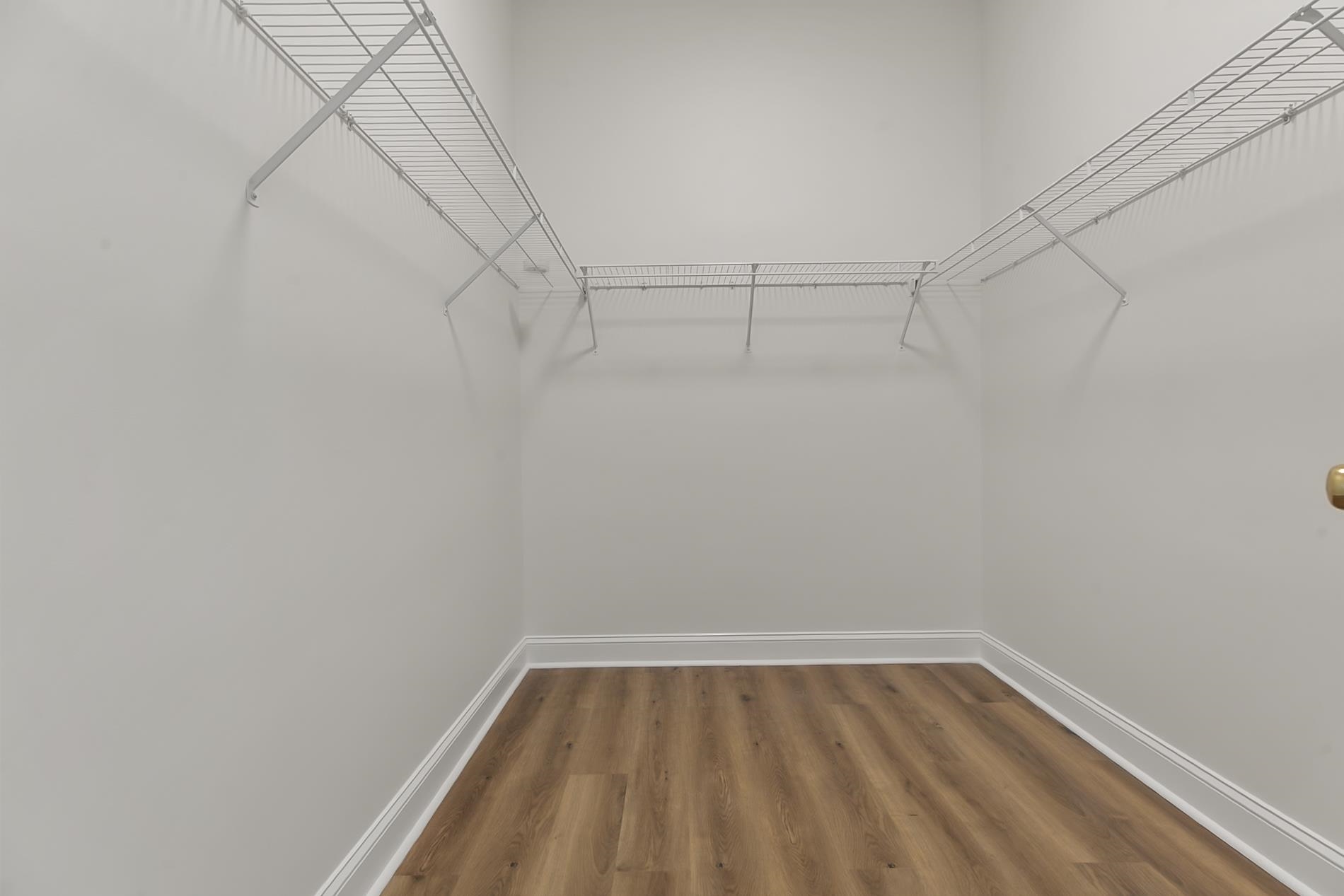 5911 Bridlewood Rd. Property Photo 27
