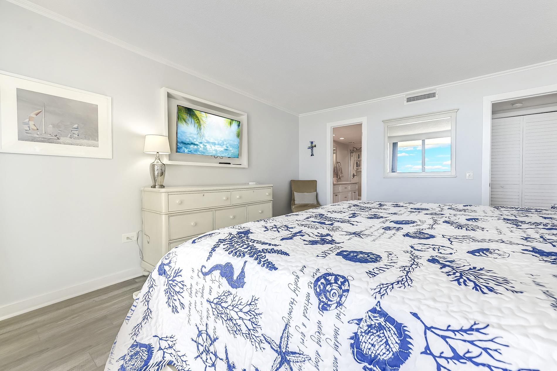100 Ocean Creek Dr. Property Photo 17