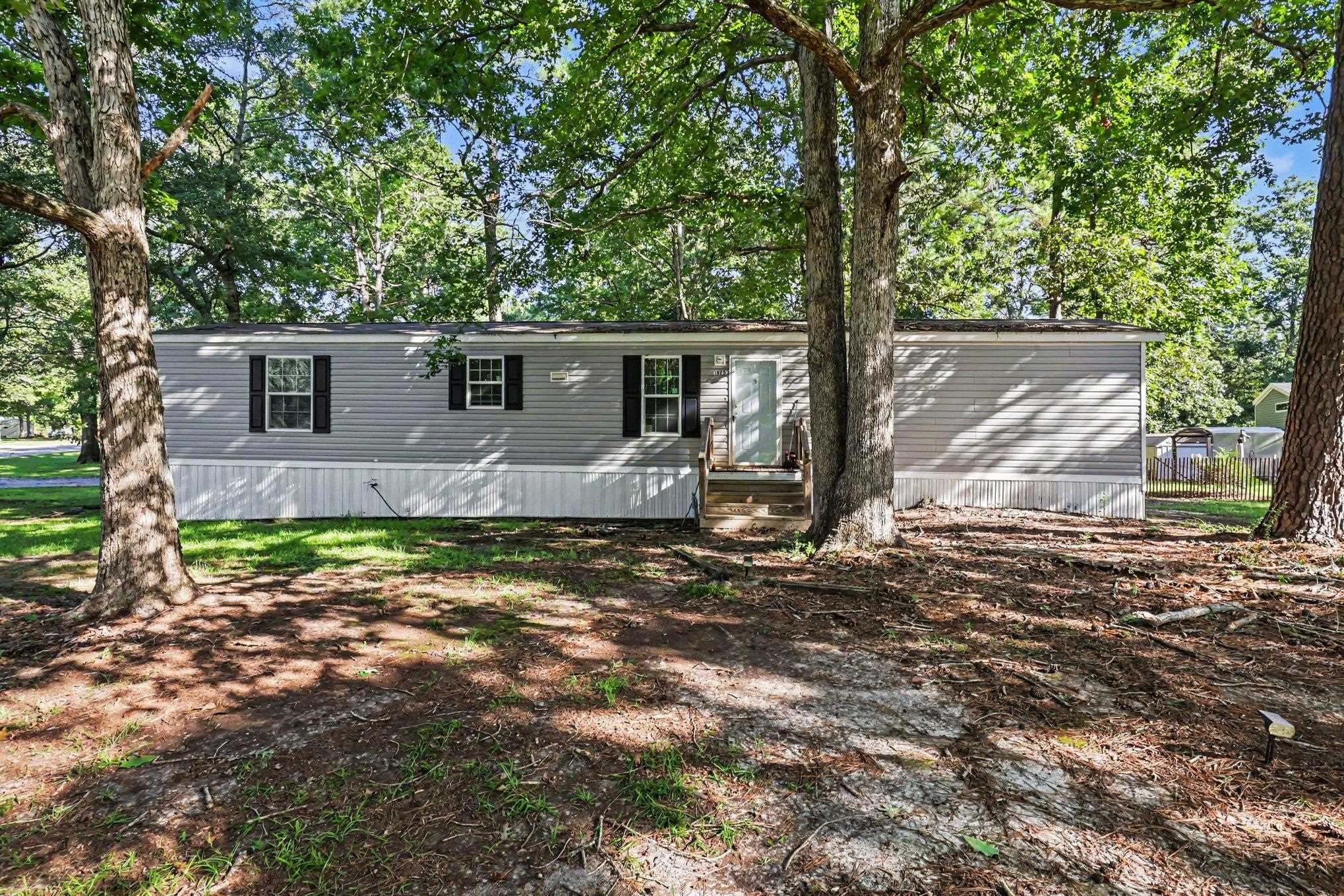 1925 Tigris Ct. Property Photo 1
