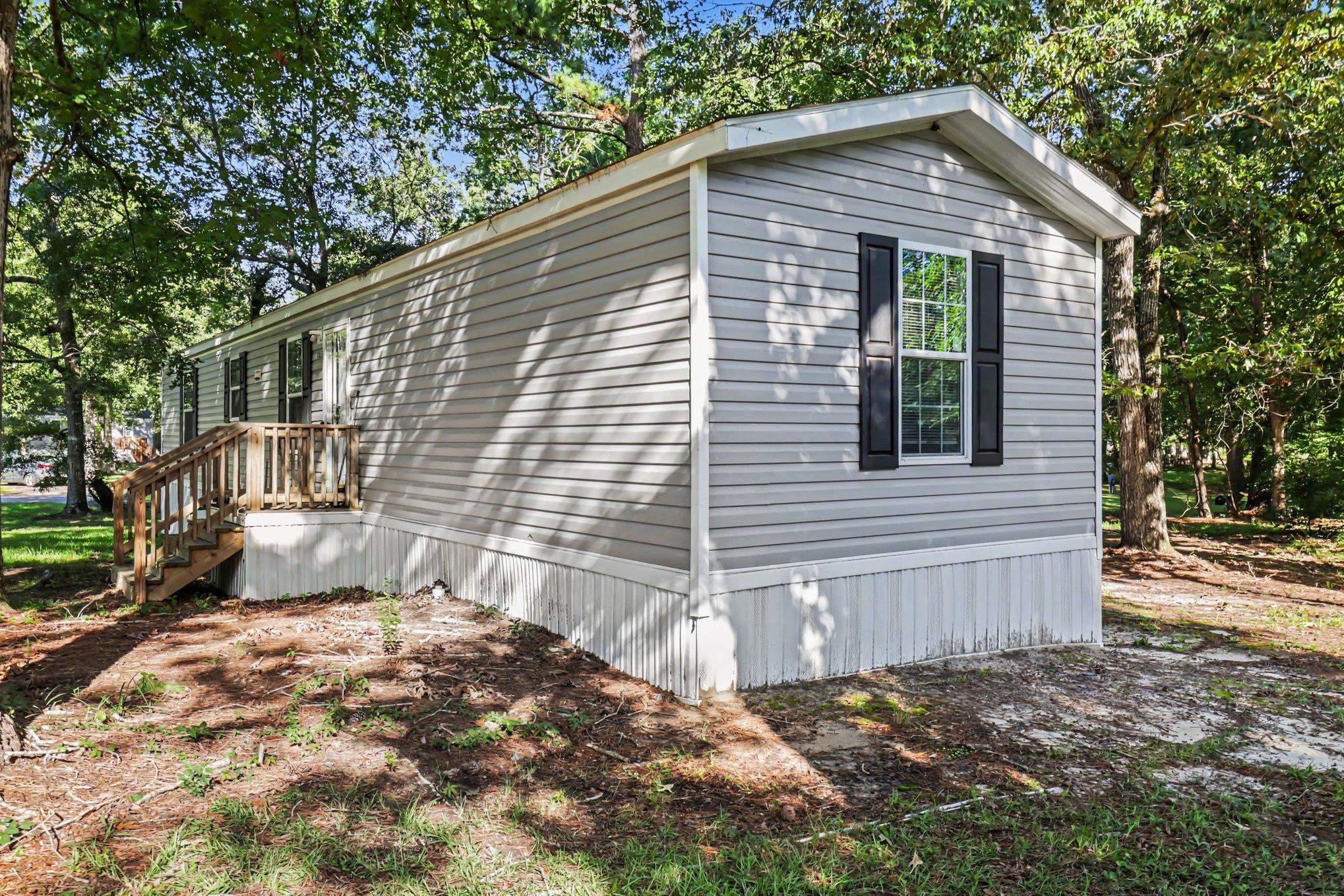 1925 Tigris Ct. Property Photo 28