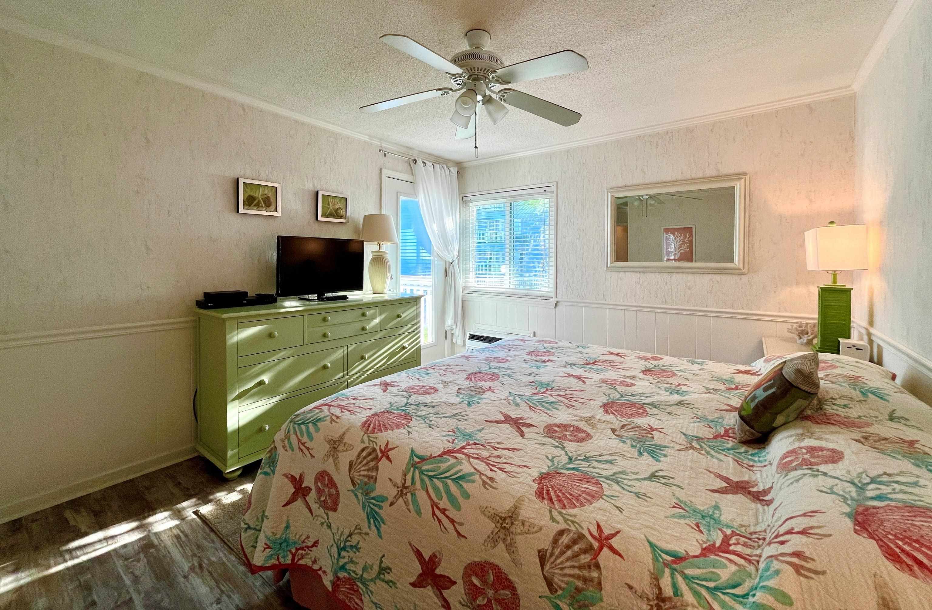 9530 Shore Dr. Property Photo 19