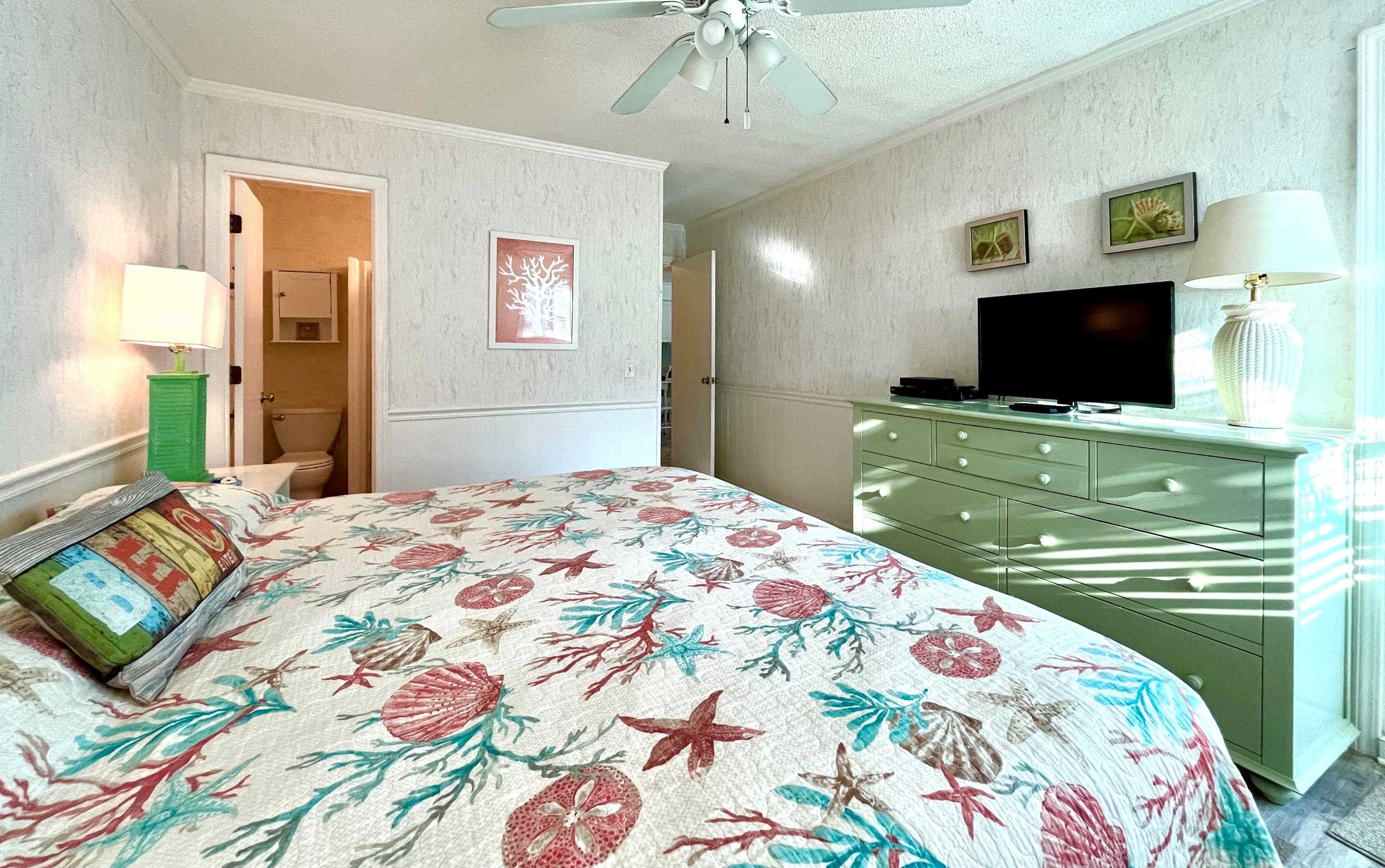 9530 Shore Dr. Property Photo 21