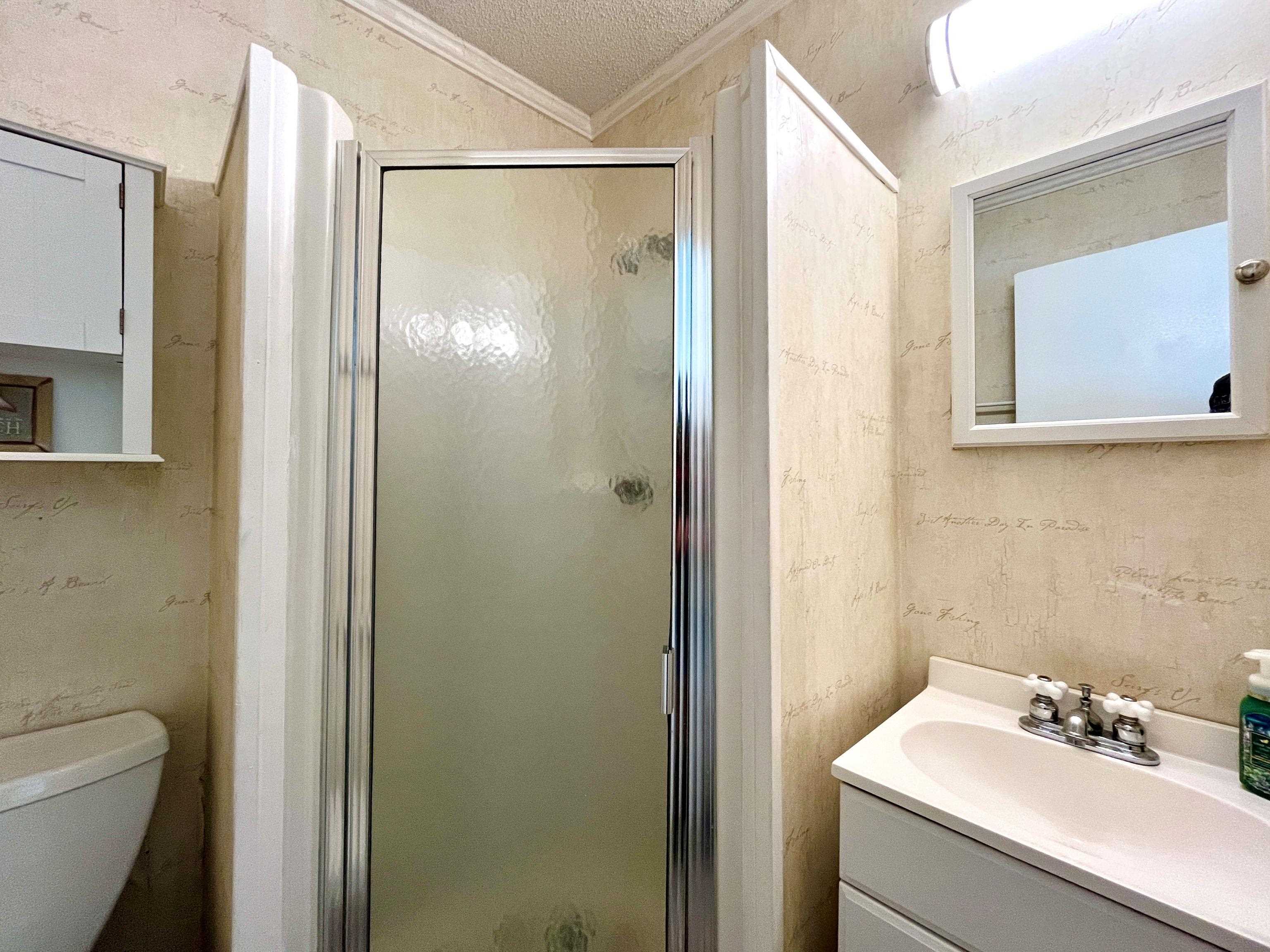 9530 Shore Dr. Property Photo 22