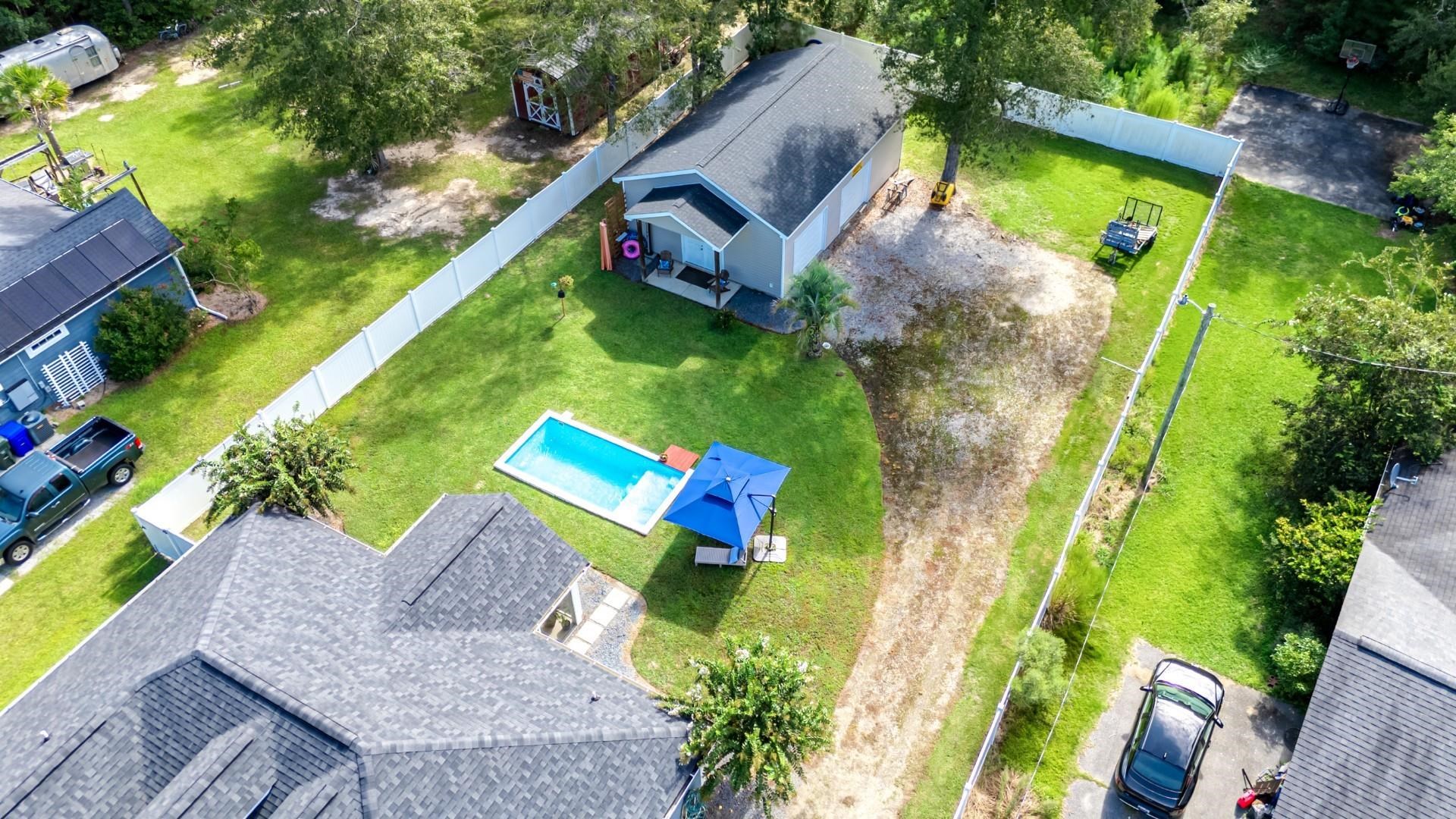 328 Rainwood Rd. Property Photo 9