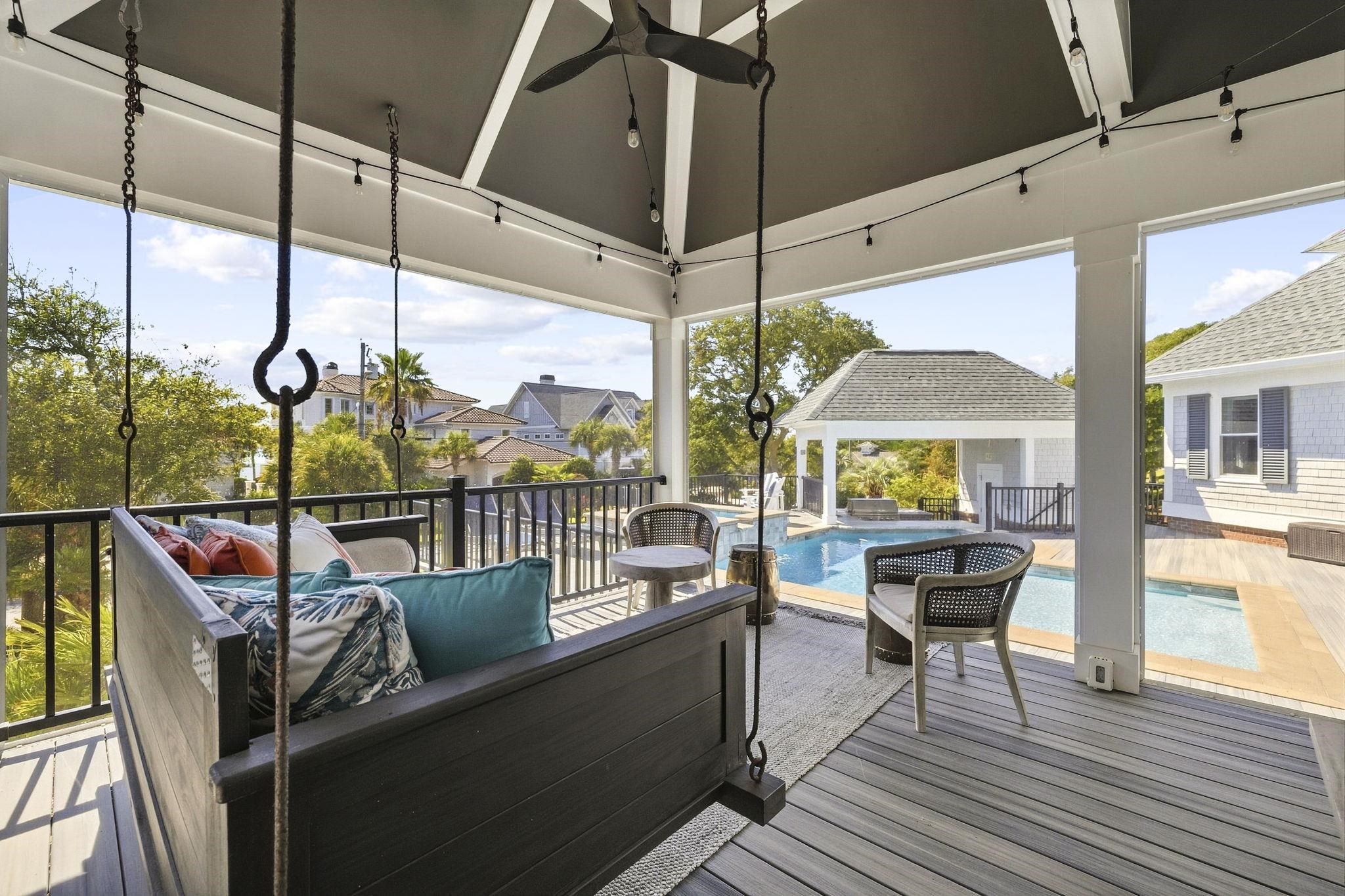201 80th Ave. N Property Photo 17