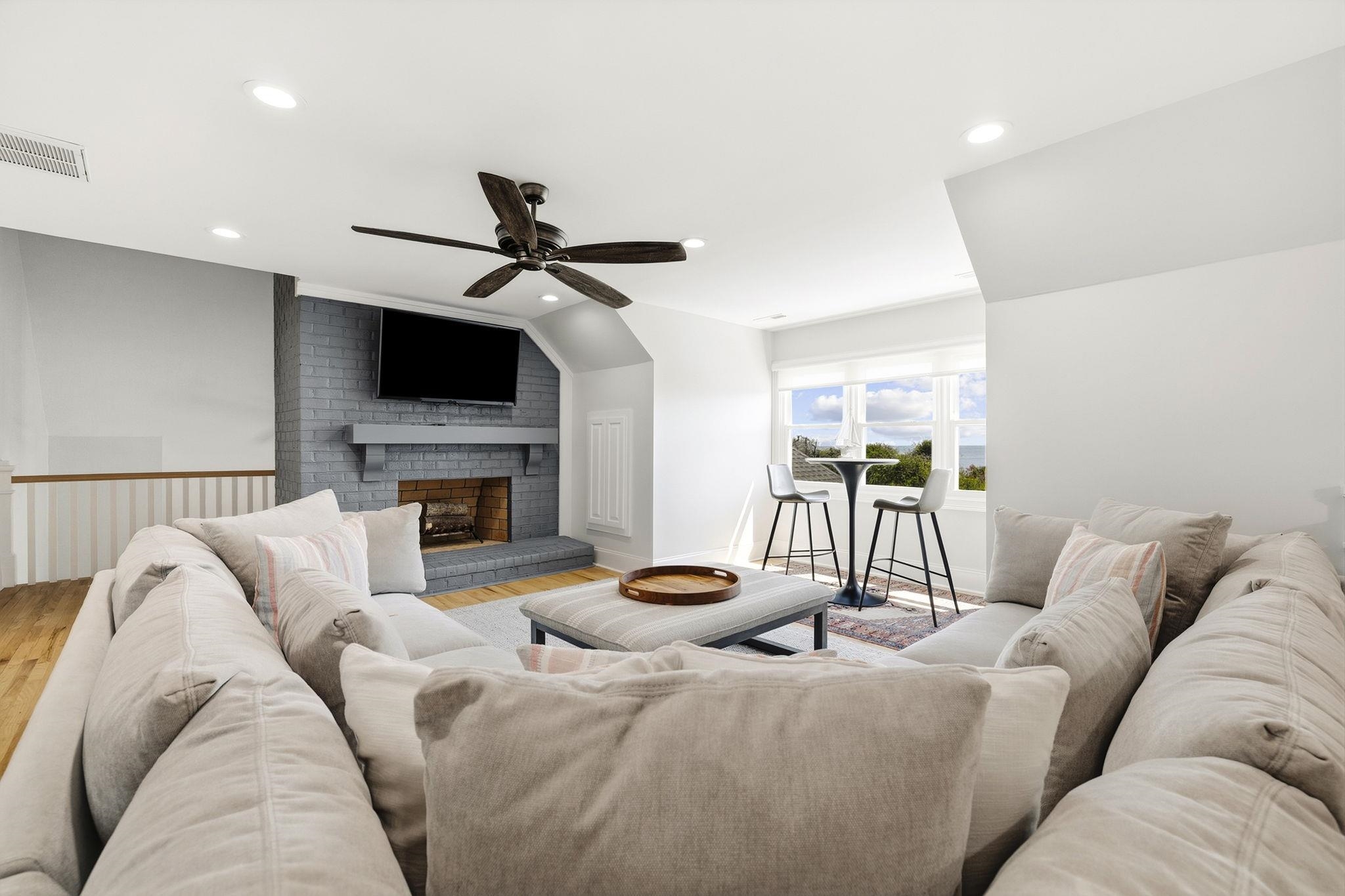 201 80th Ave. N Property Photo 56