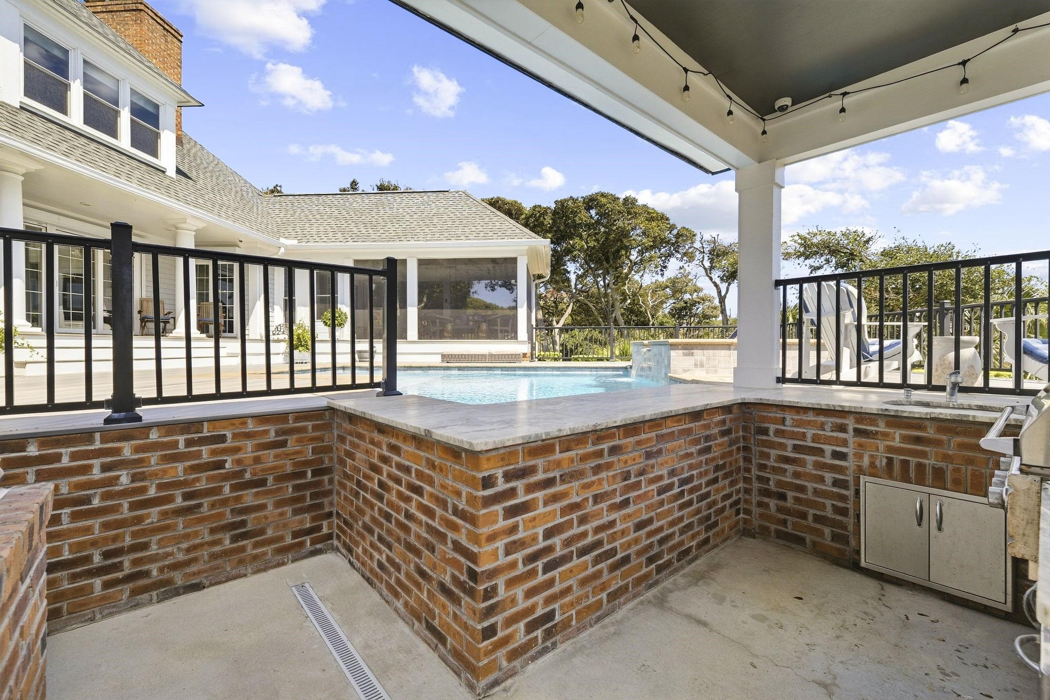 201 80th Ave. N Property Photo 76