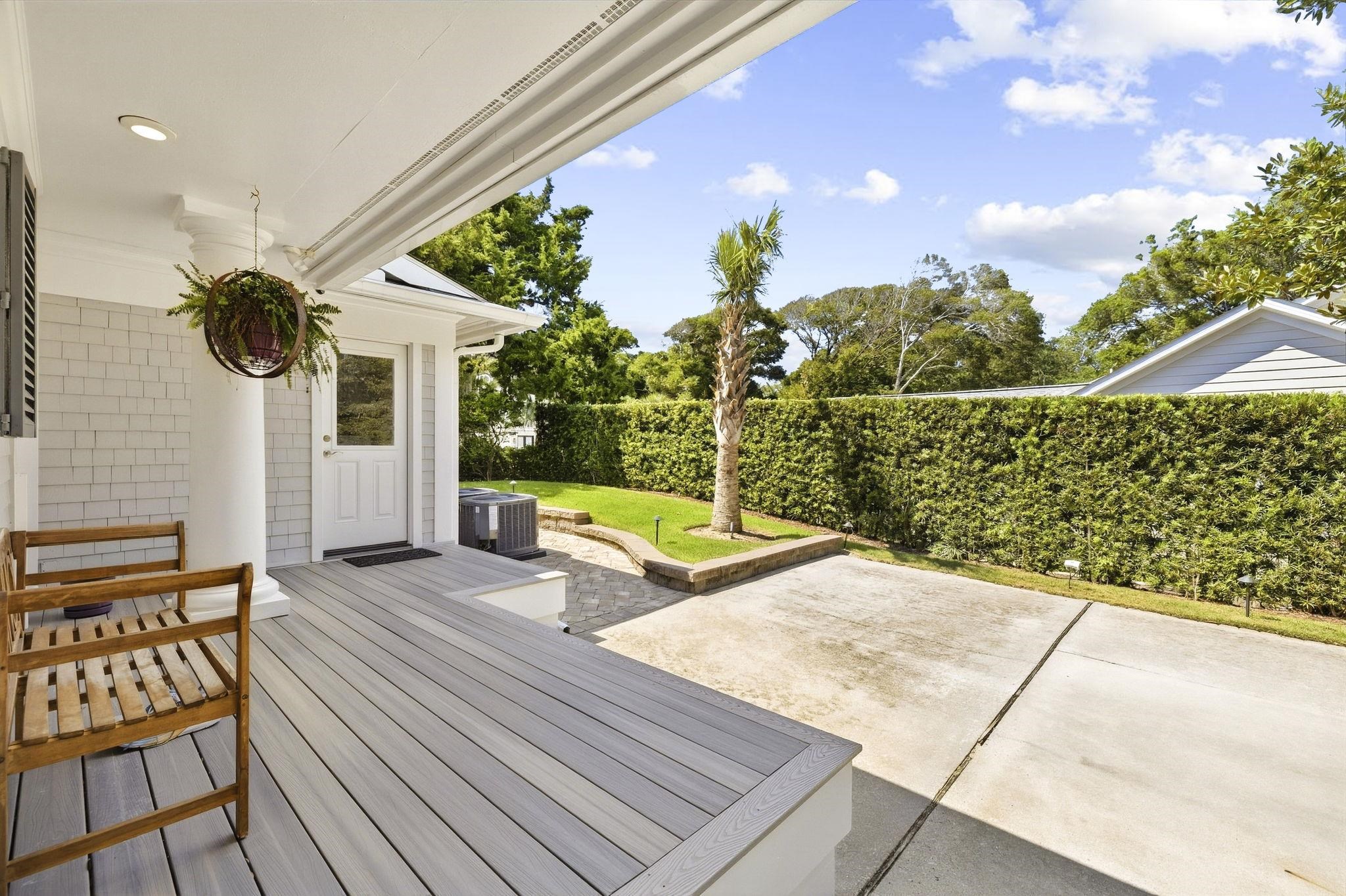 201 80th Ave. N Property Photo 82