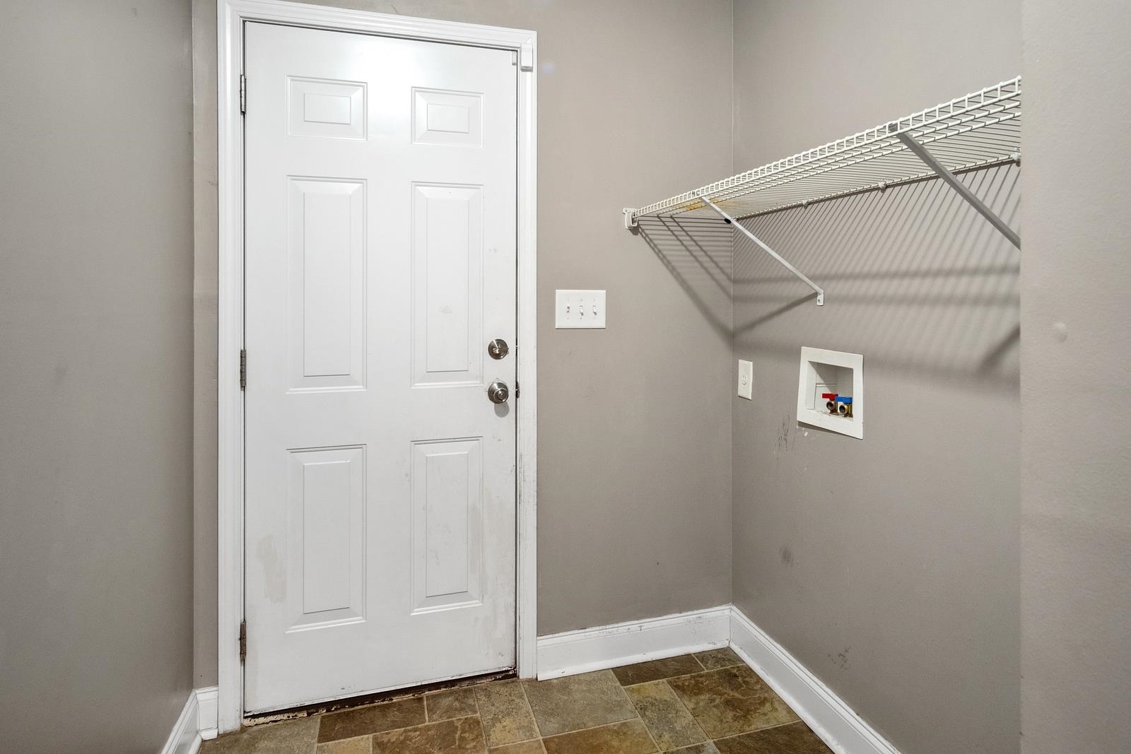 1009 Mccall Loop Property Photo 17