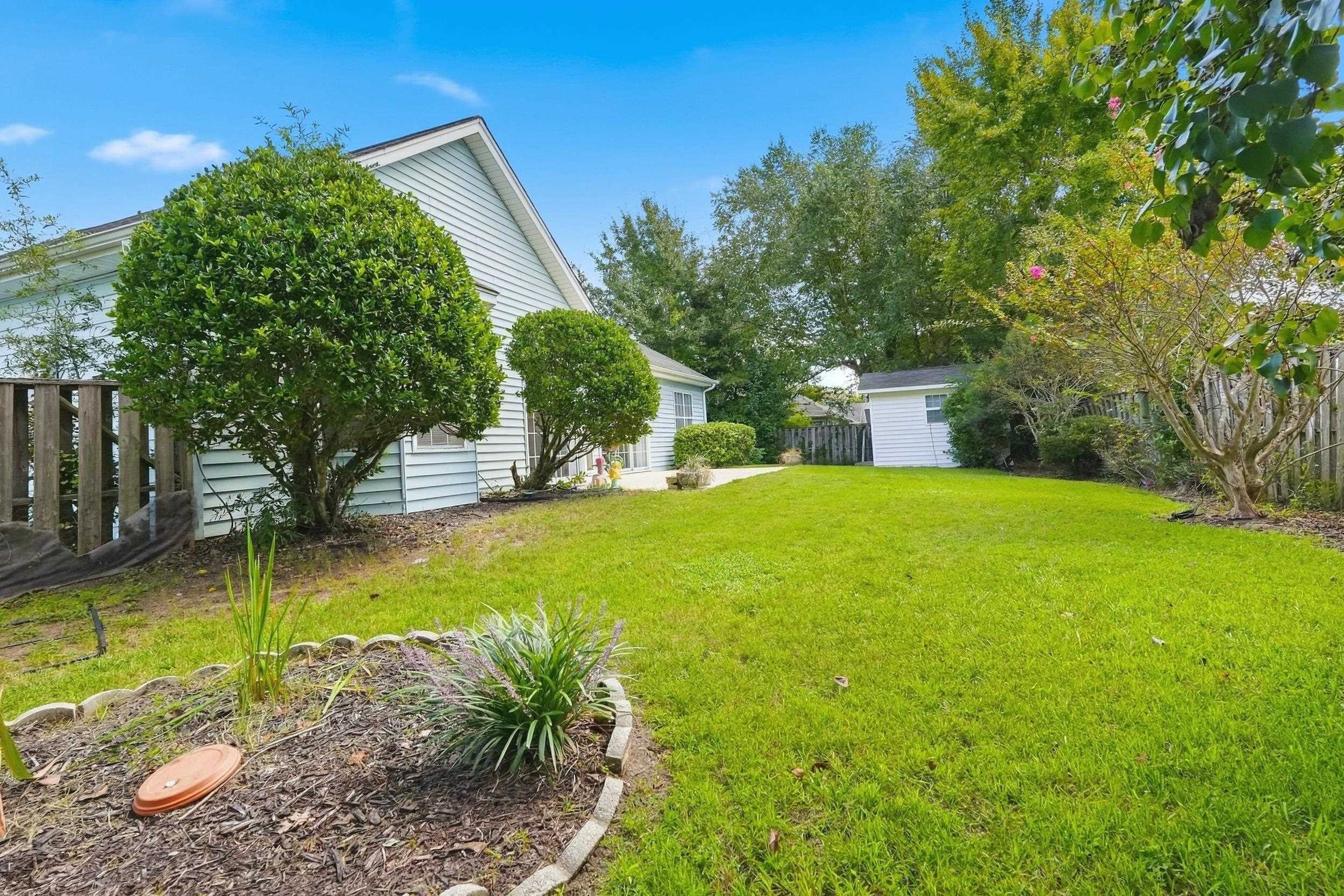 3943 Lochview Dr. Property Photo 25