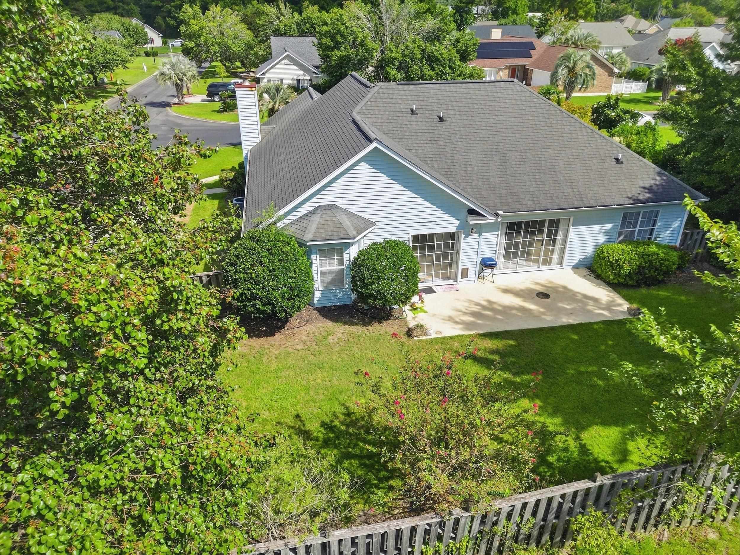 3943 Lochview Dr. Property Photo 35