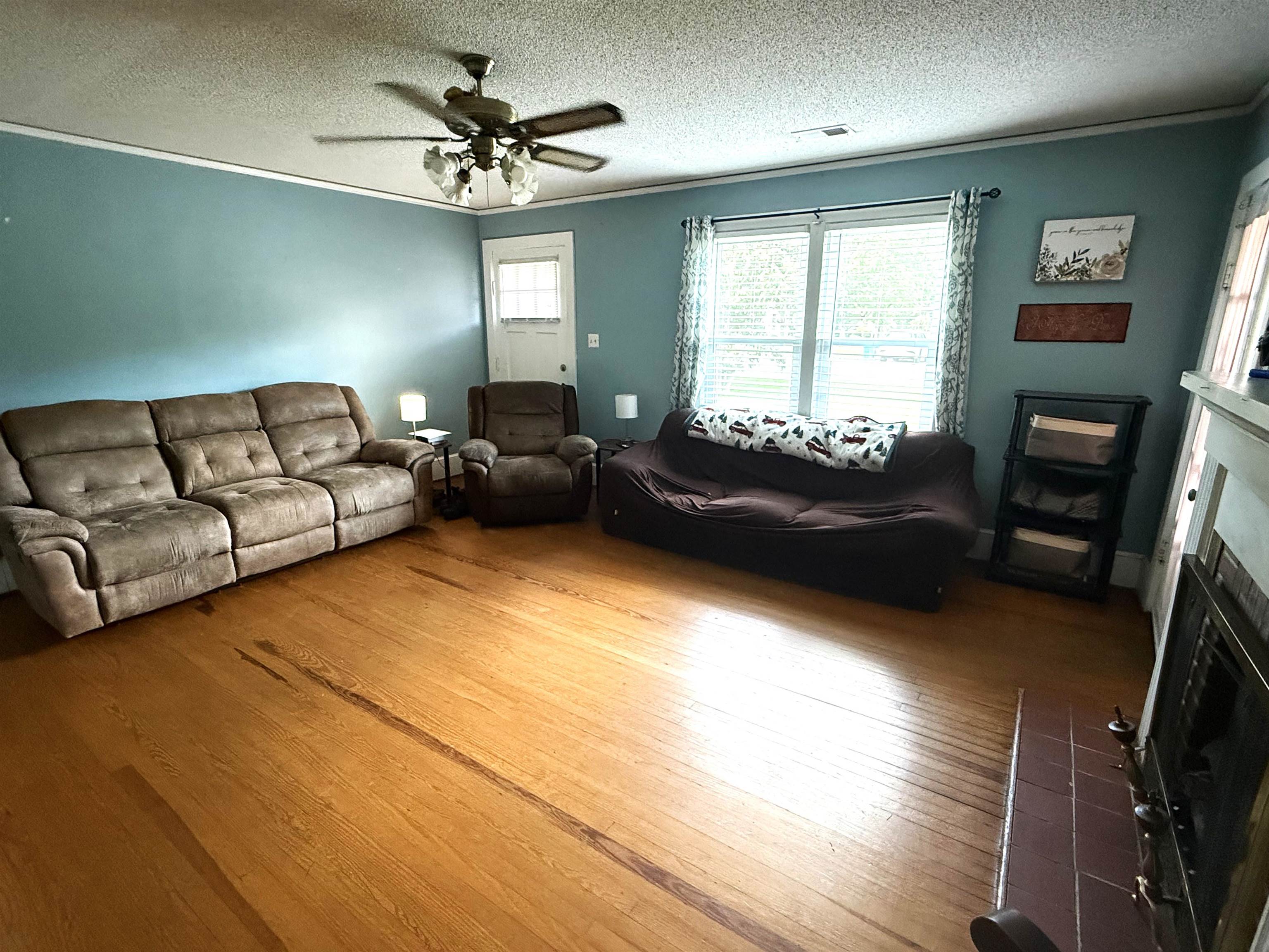 222 E Hampton St. Property Photo 5