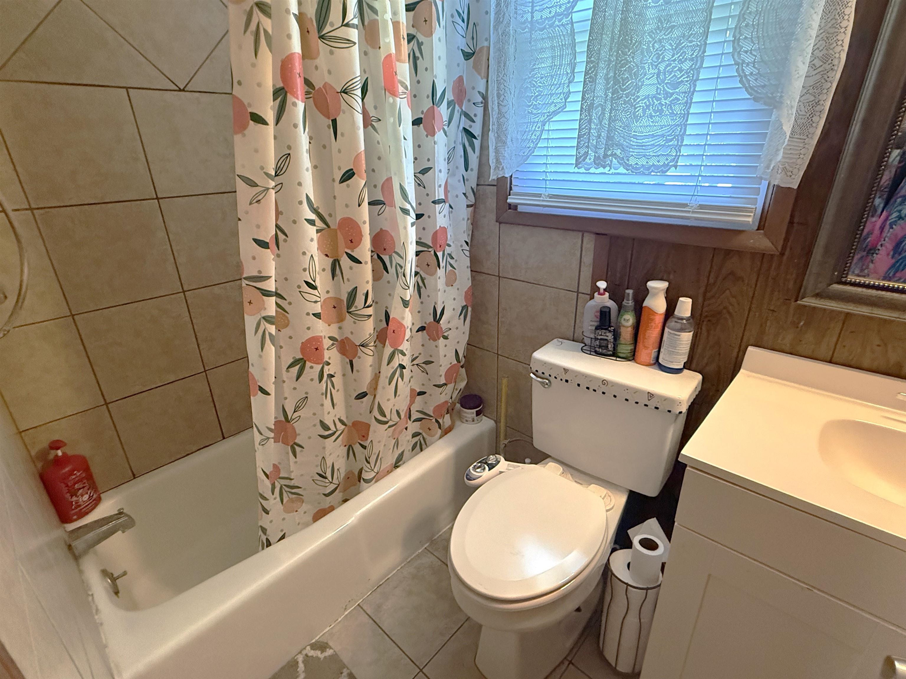 222 E Hampton St. Property Photo 24