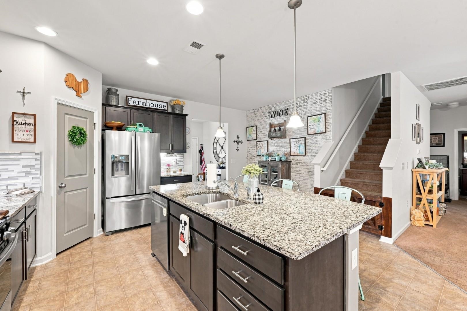 800 Wild Leaf Loop Property Photo 4