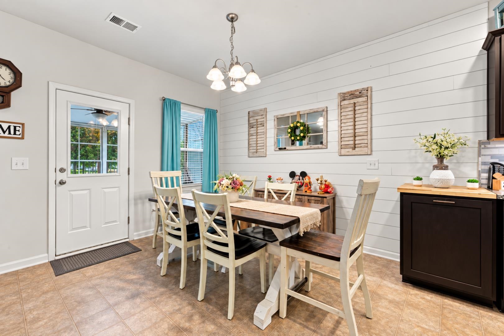 800 Wild Leaf Loop Property Photo 6
