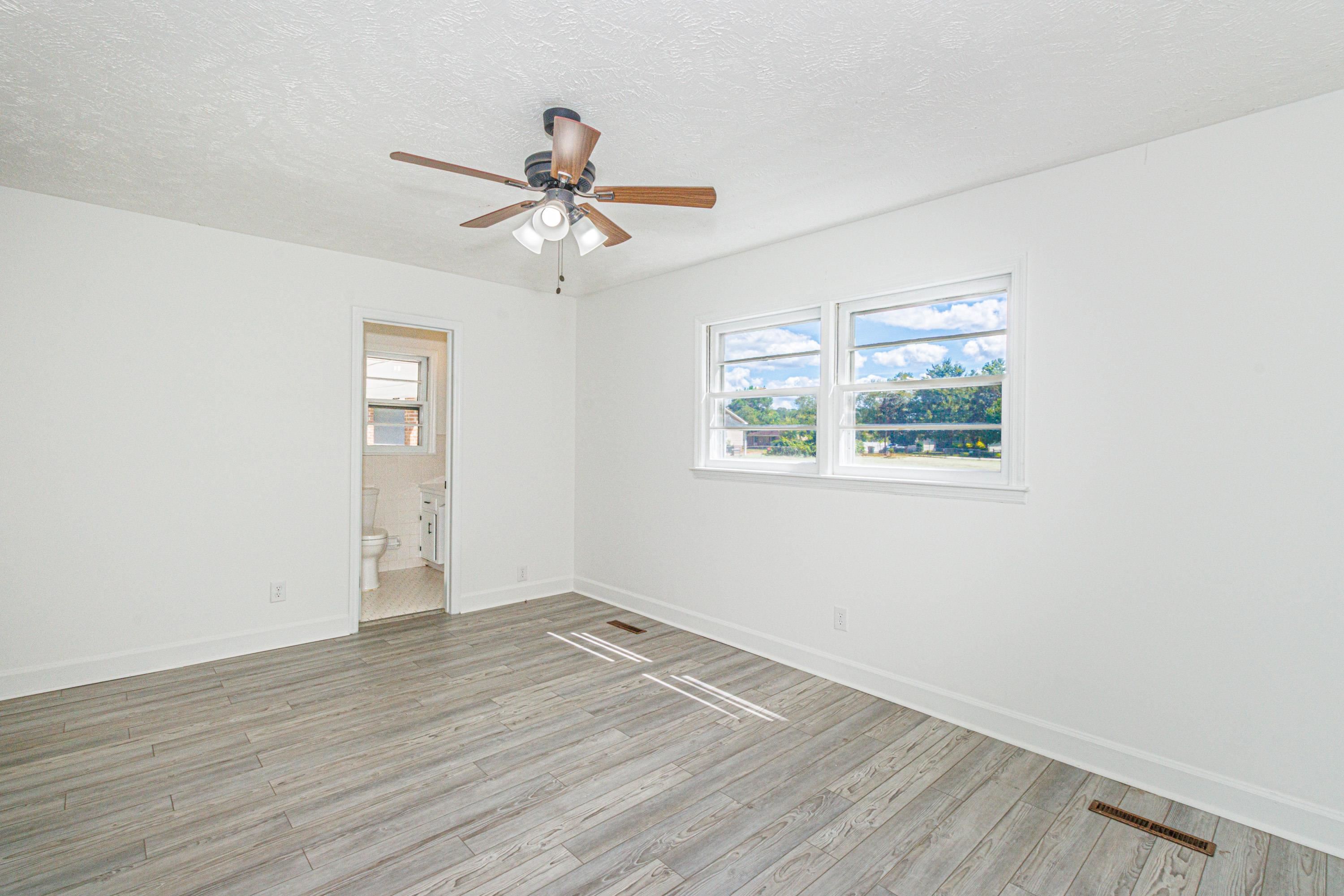 302 Cleveland St. Property Photo 14