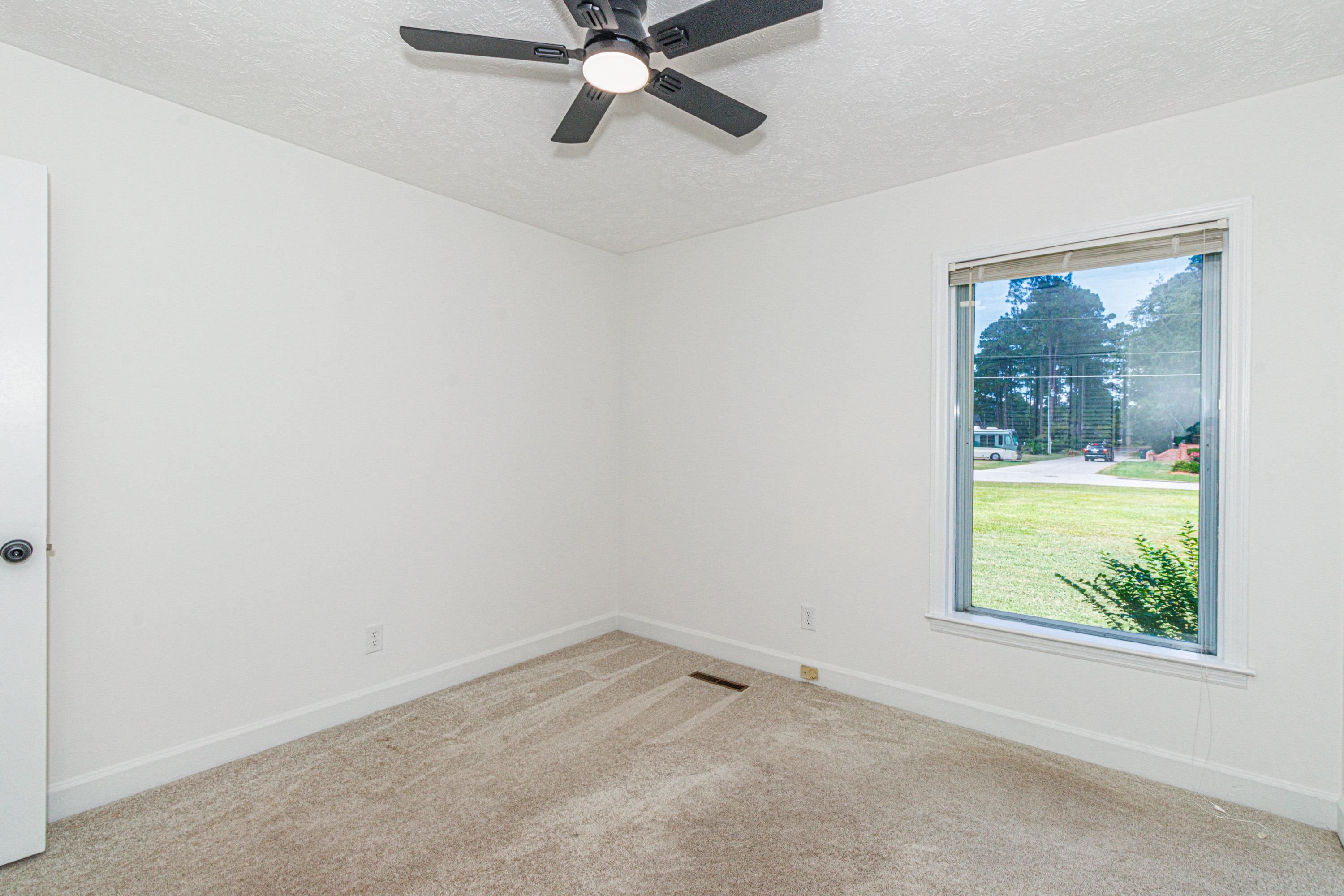 302 Cleveland St. Property Photo 33