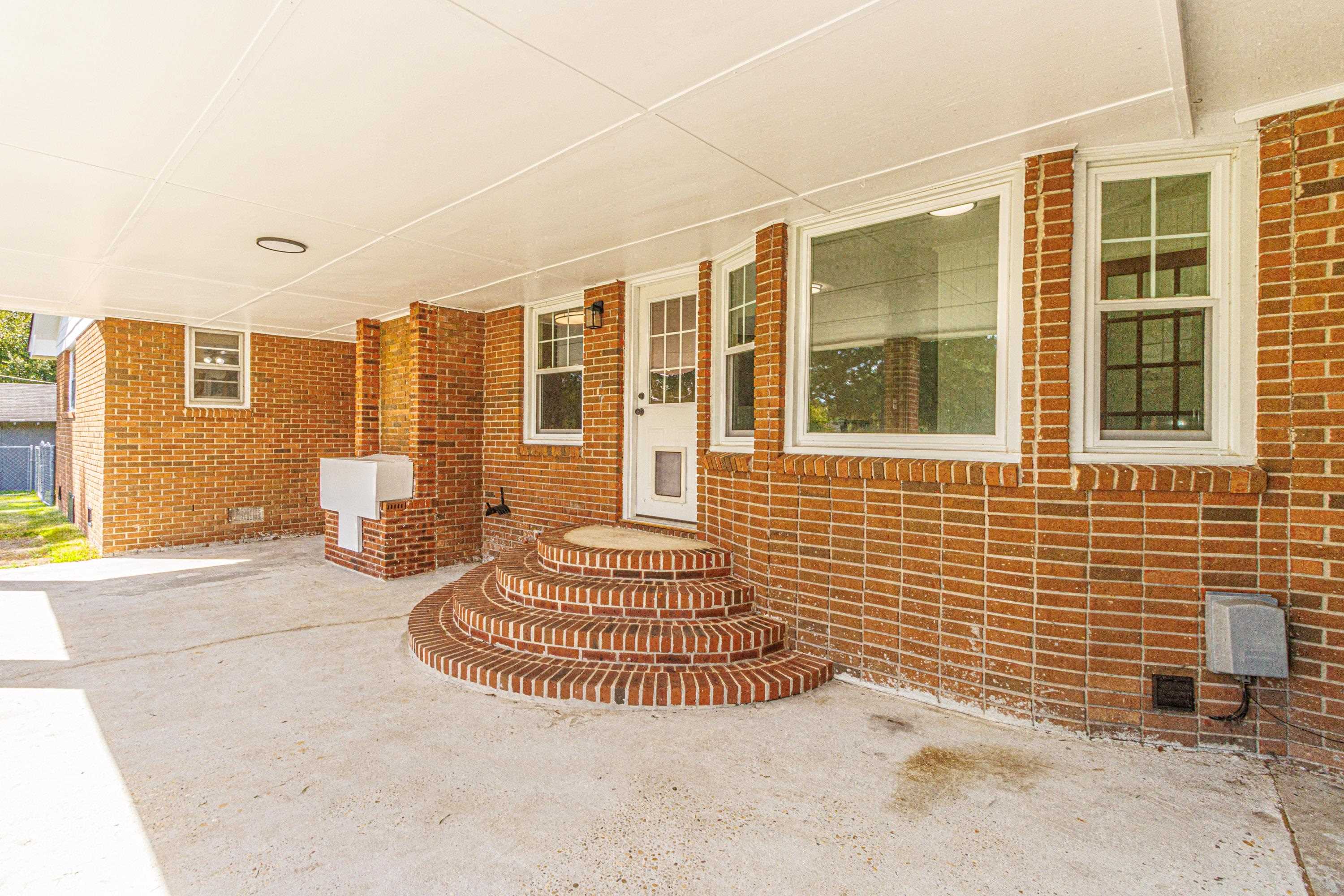 302 Cleveland St. Property Photo 40