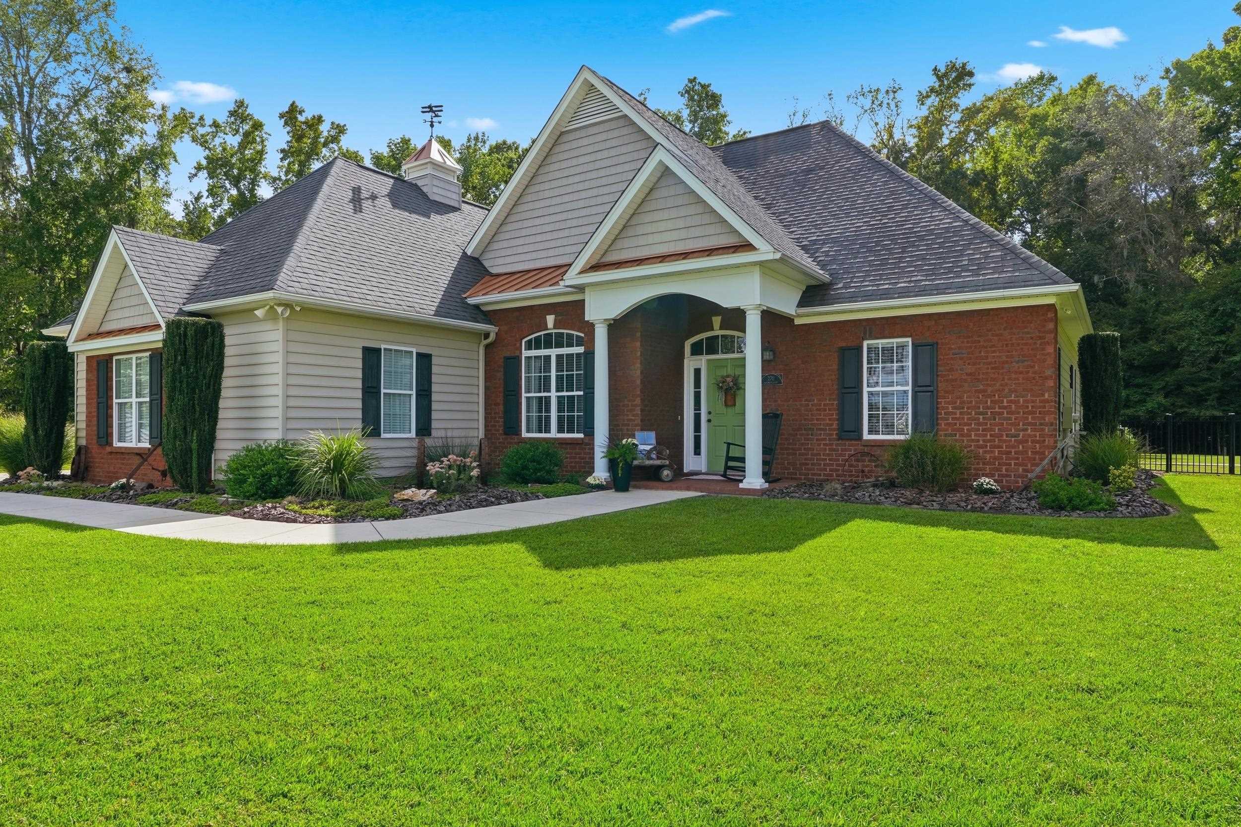 270 Dartmoor Ct. Property Photo 2