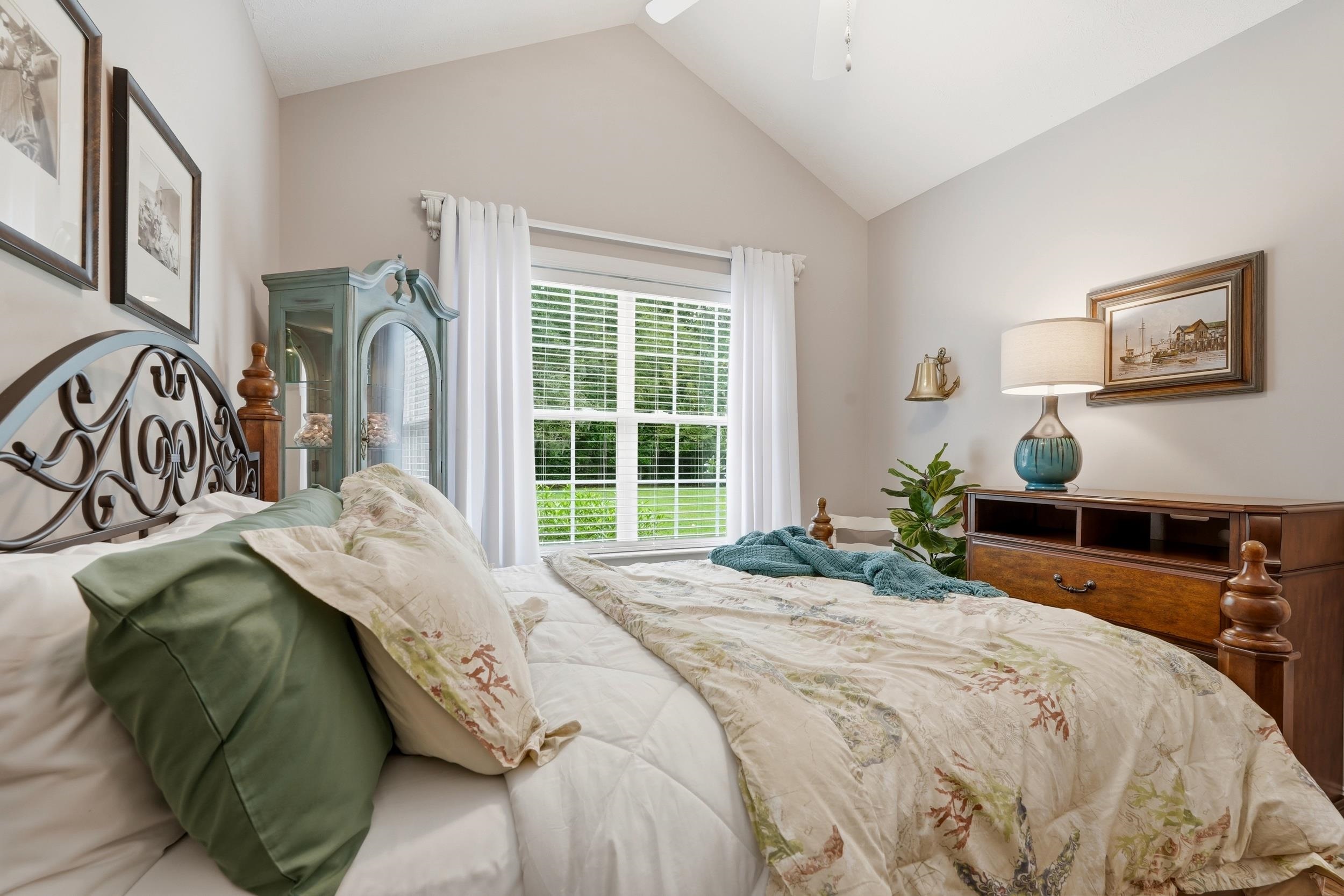 270 Dartmoor Ct. Property Photo 27