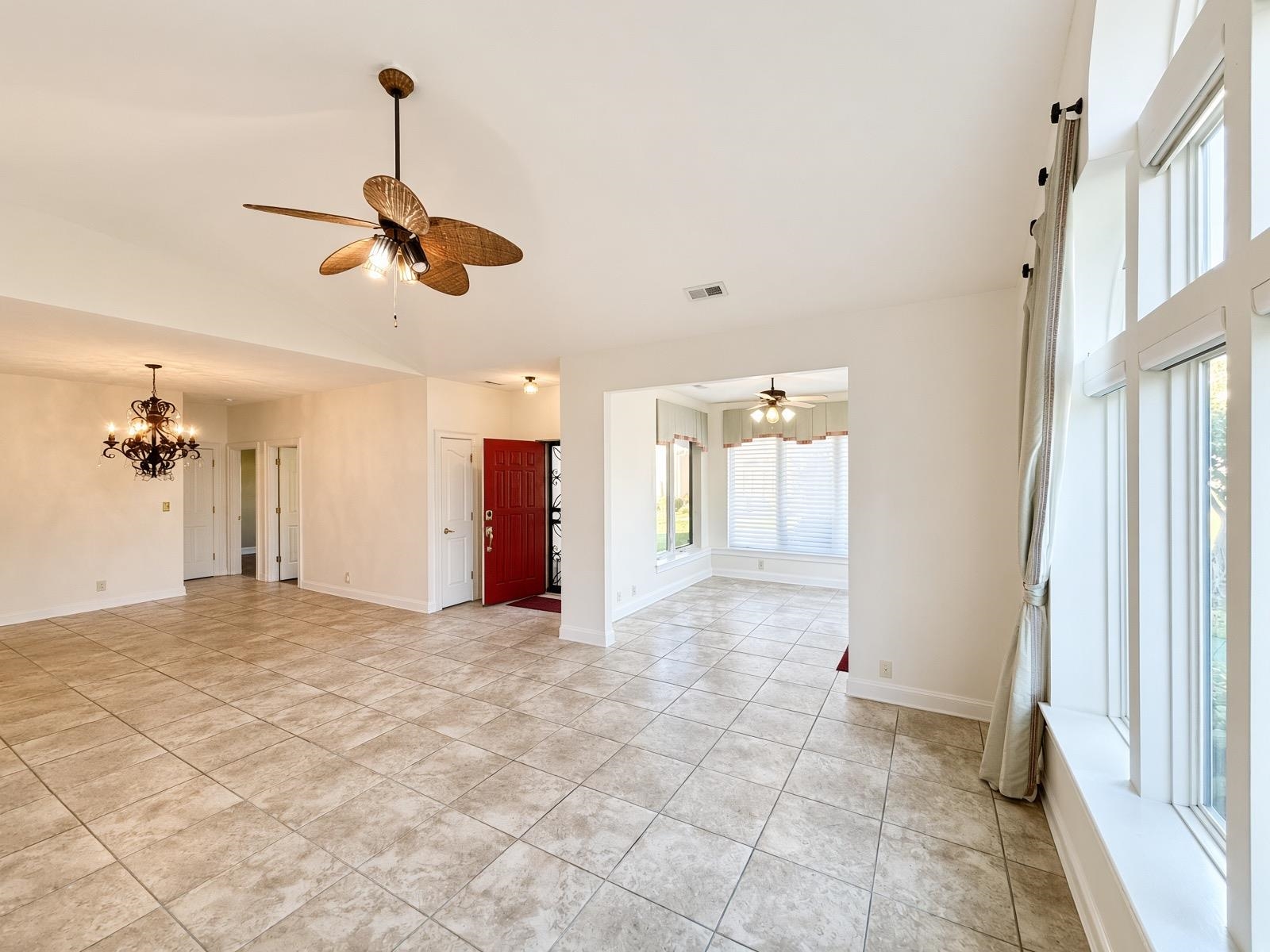 1459 Saint Thomas Circle Property Photo 9