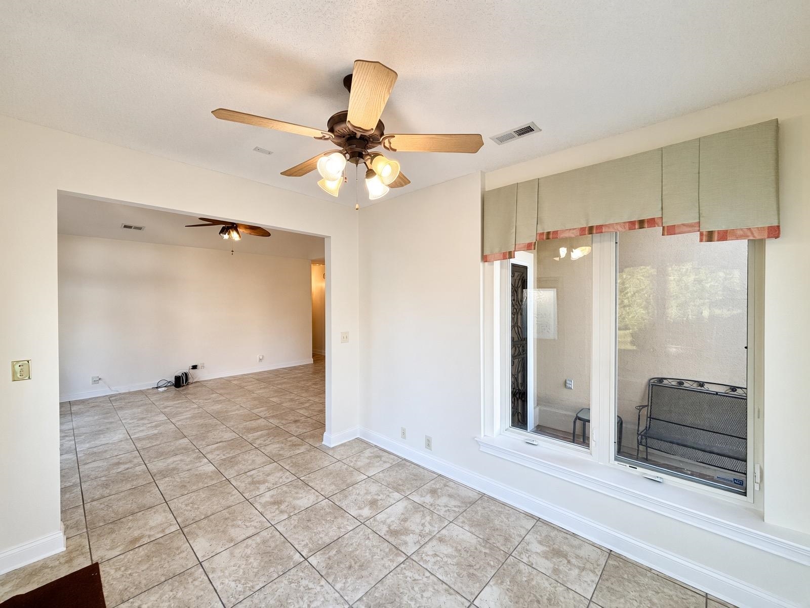 1459 Saint Thomas Circle Property Photo 16