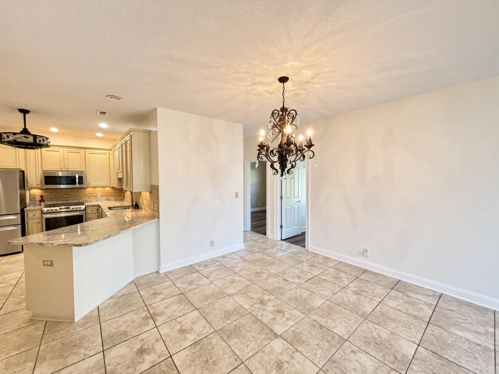 1459 Saint Thomas Circle Property Photo 22
