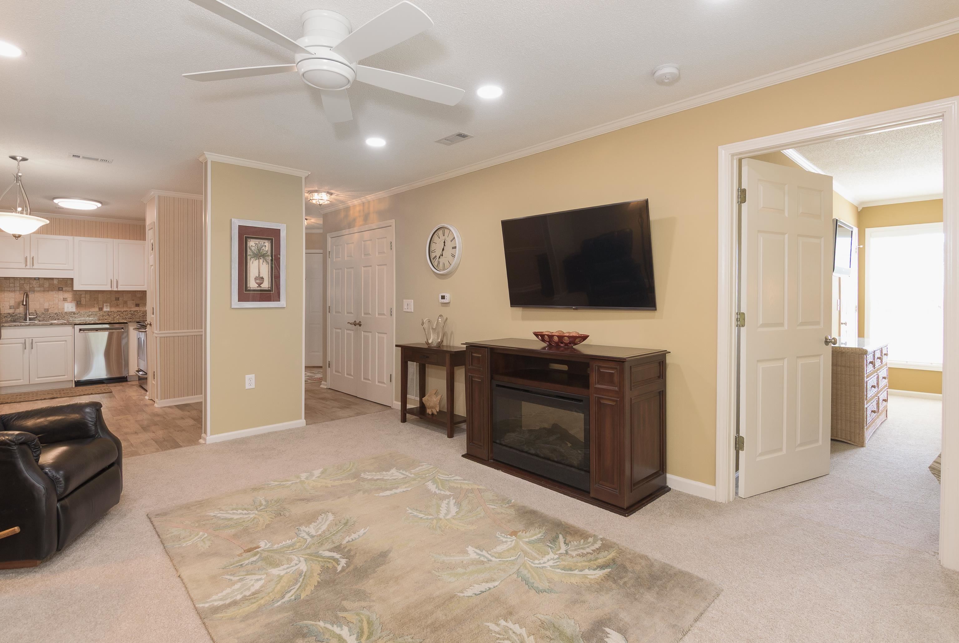 9750-03 Leyland Dr. Property Photo 21