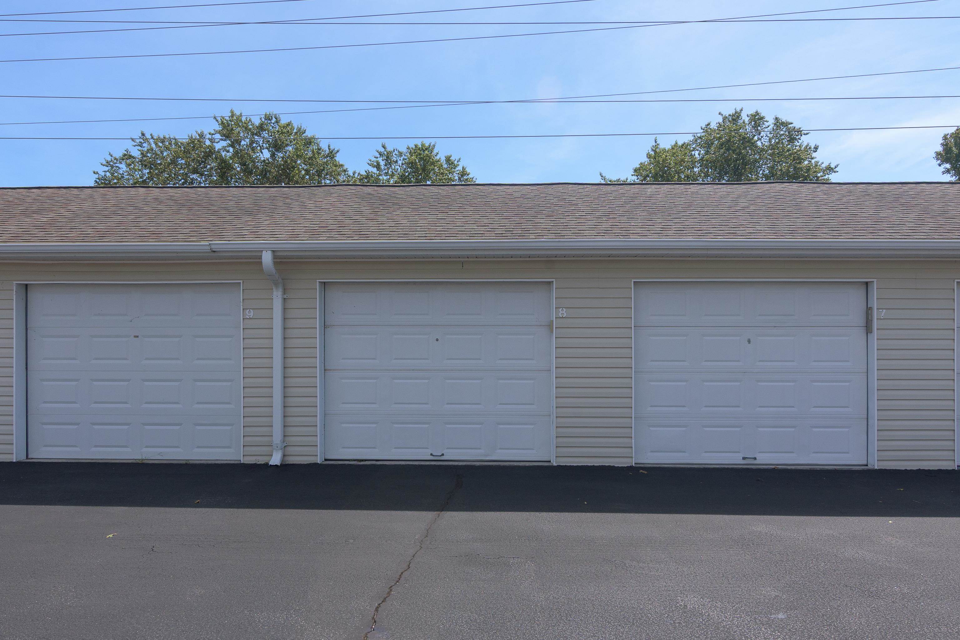 9750-03 Leyland Dr. Property Photo 37
