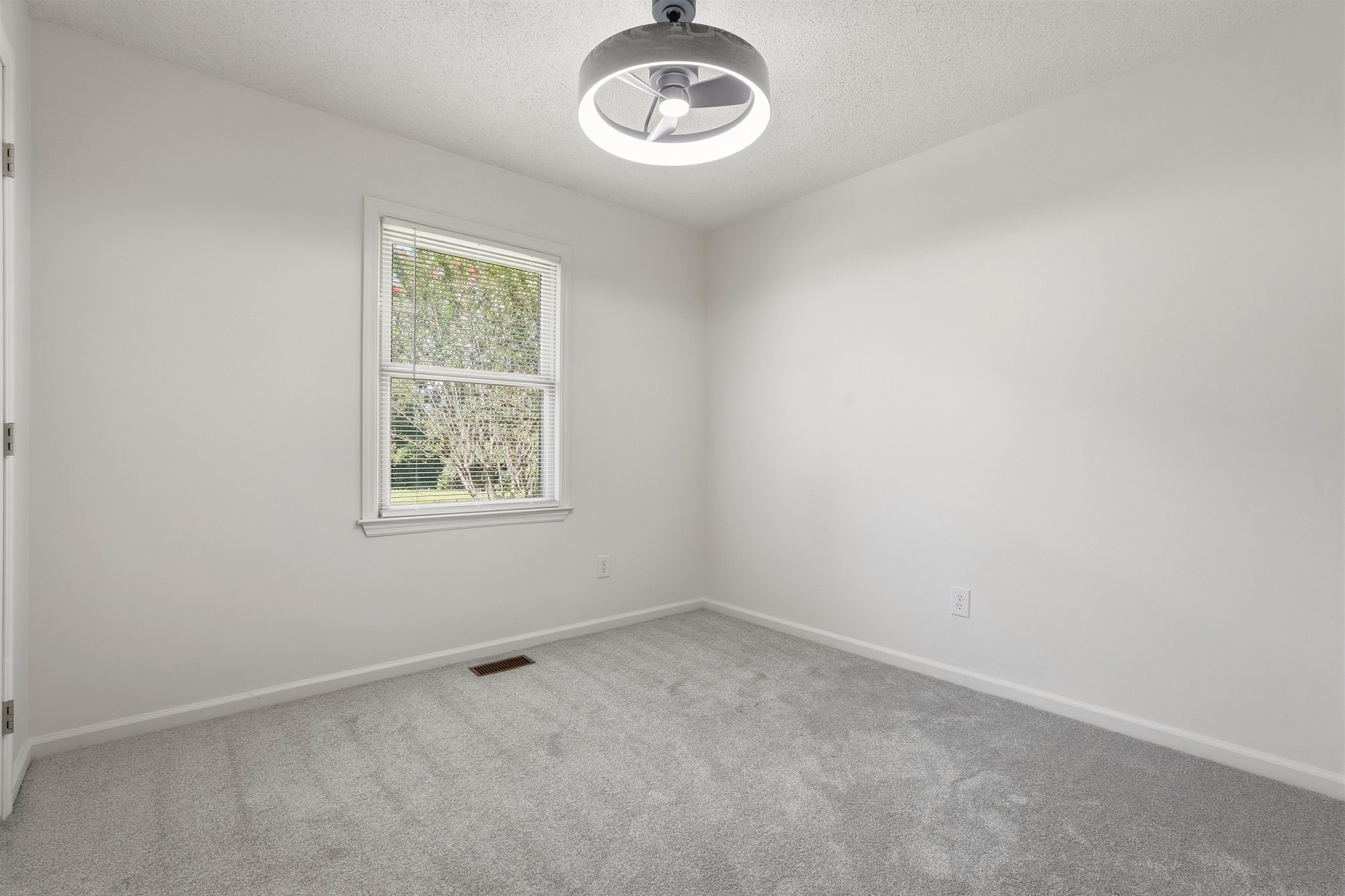 3916 Quail Circle Property Photo 23