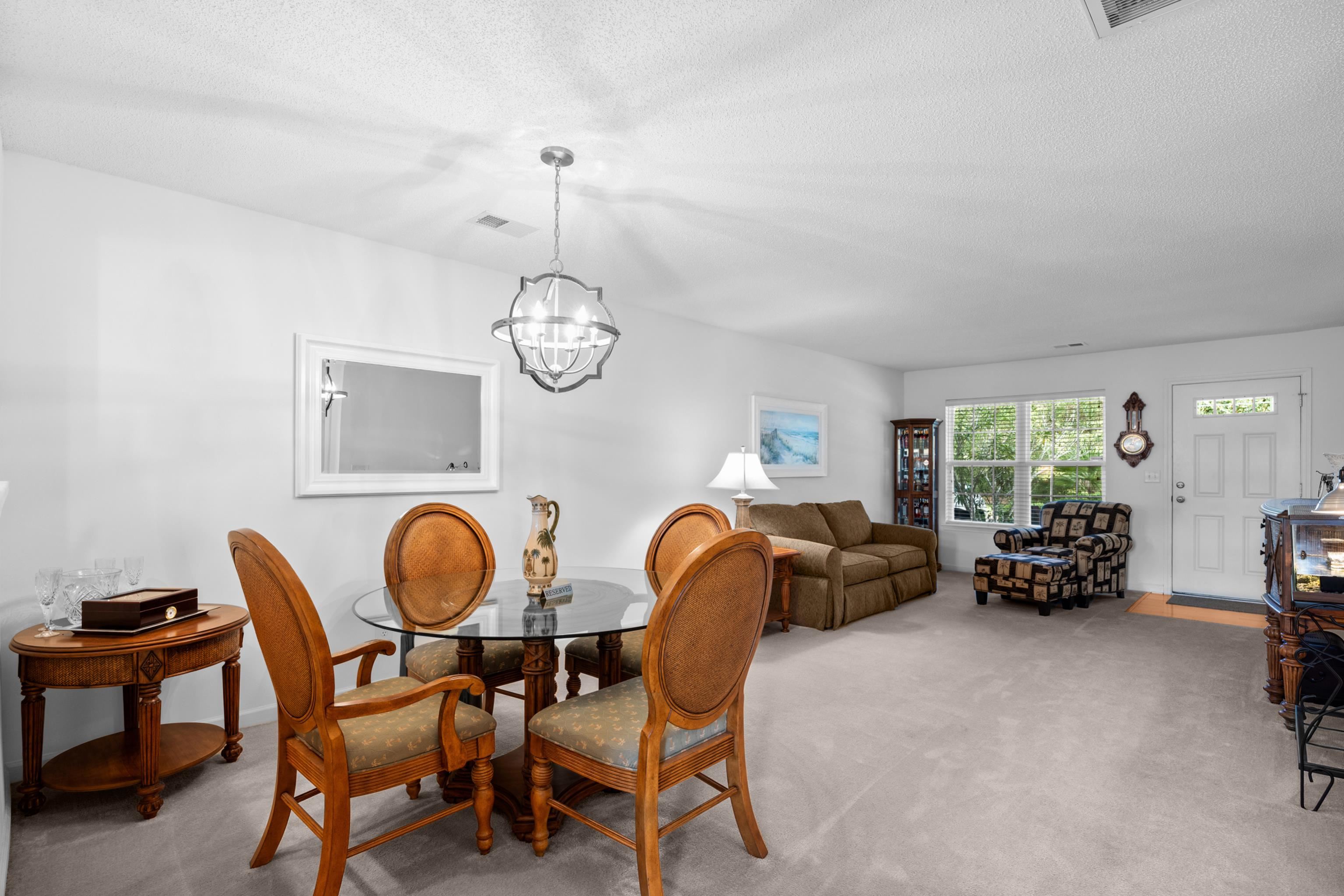 1022 Williston Loop Property Photo 12