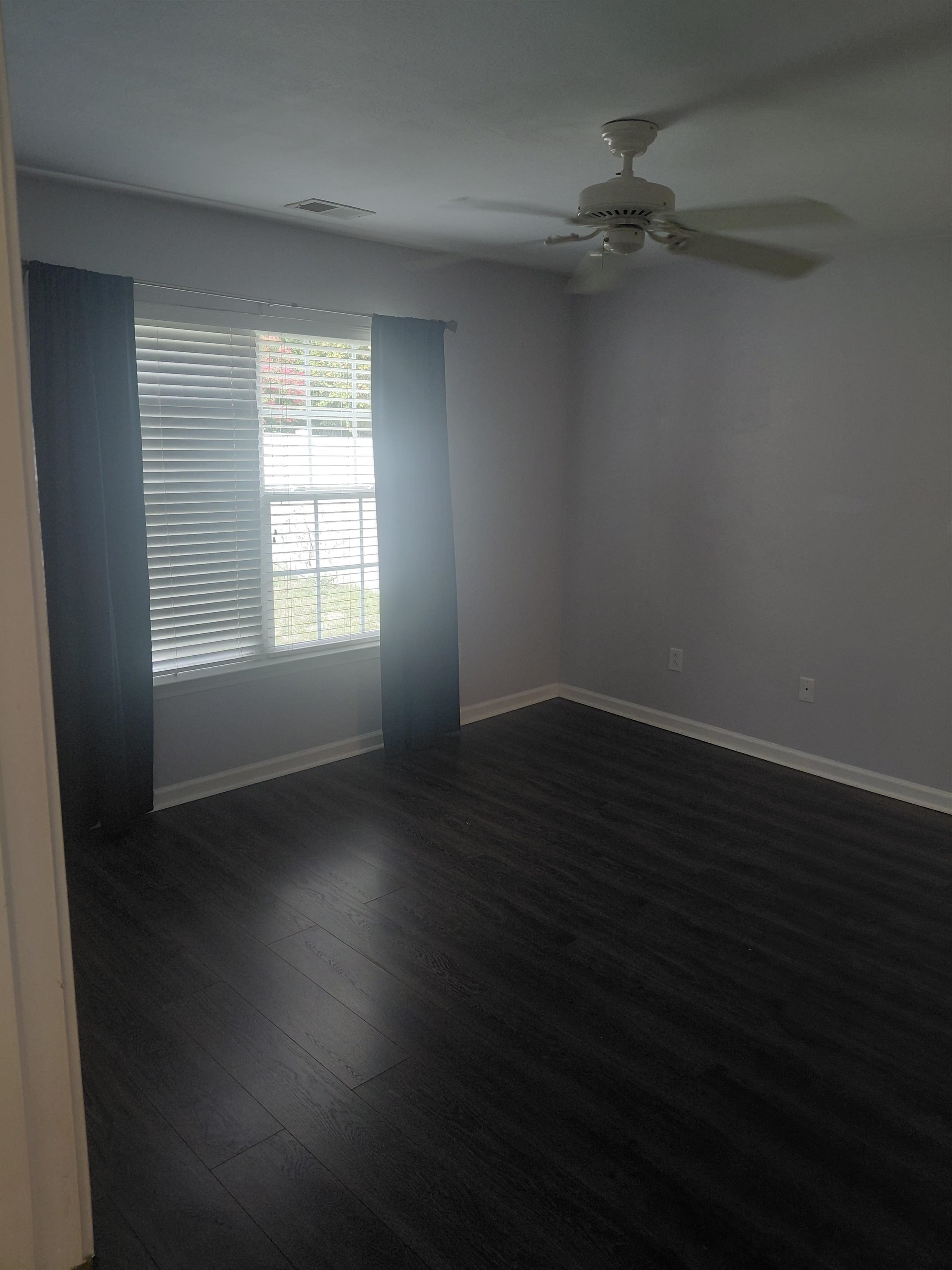904 Silvercrest Dr. Property Photo 9