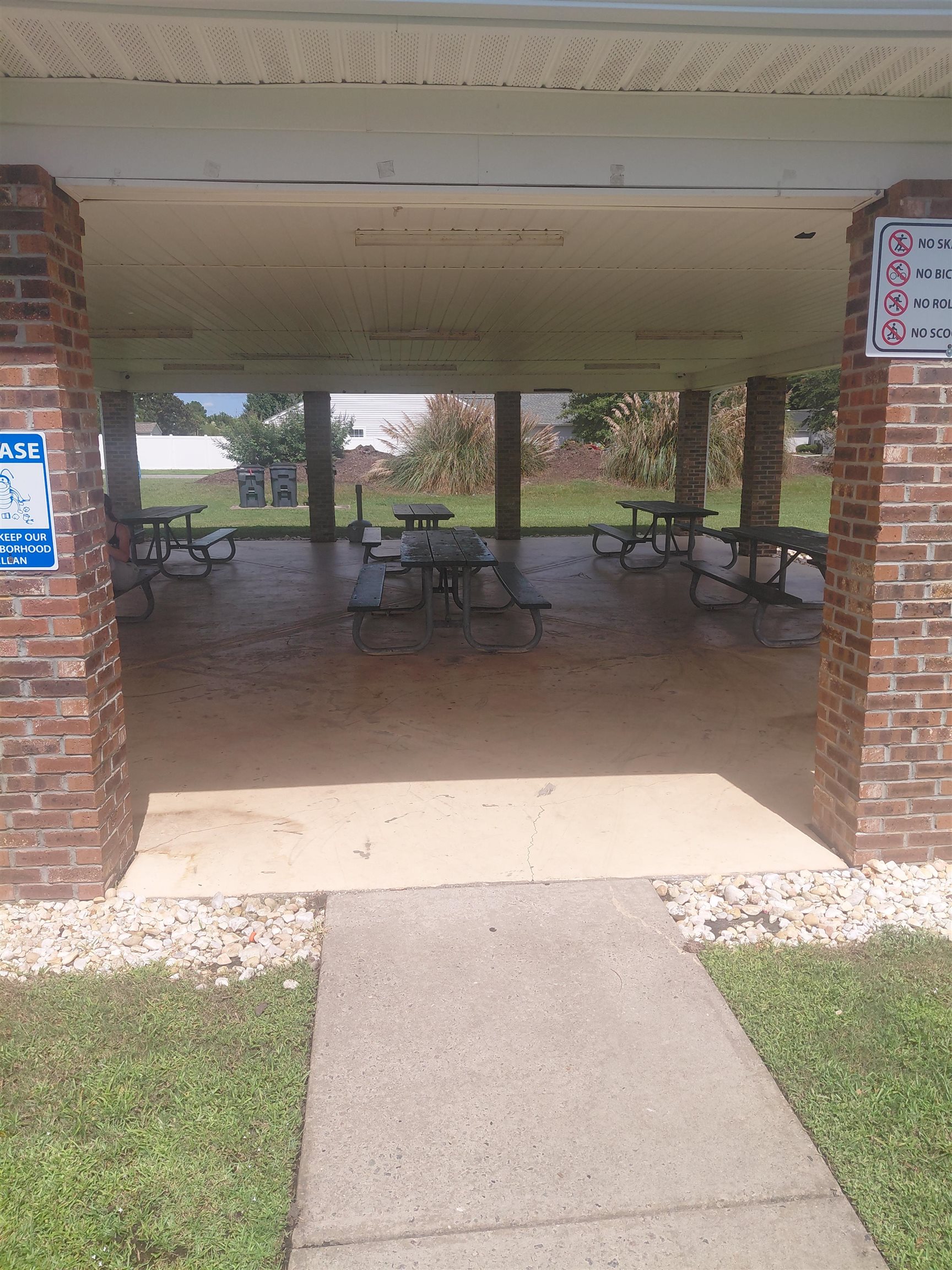 904 Silvercrest Dr. Property Photo 14