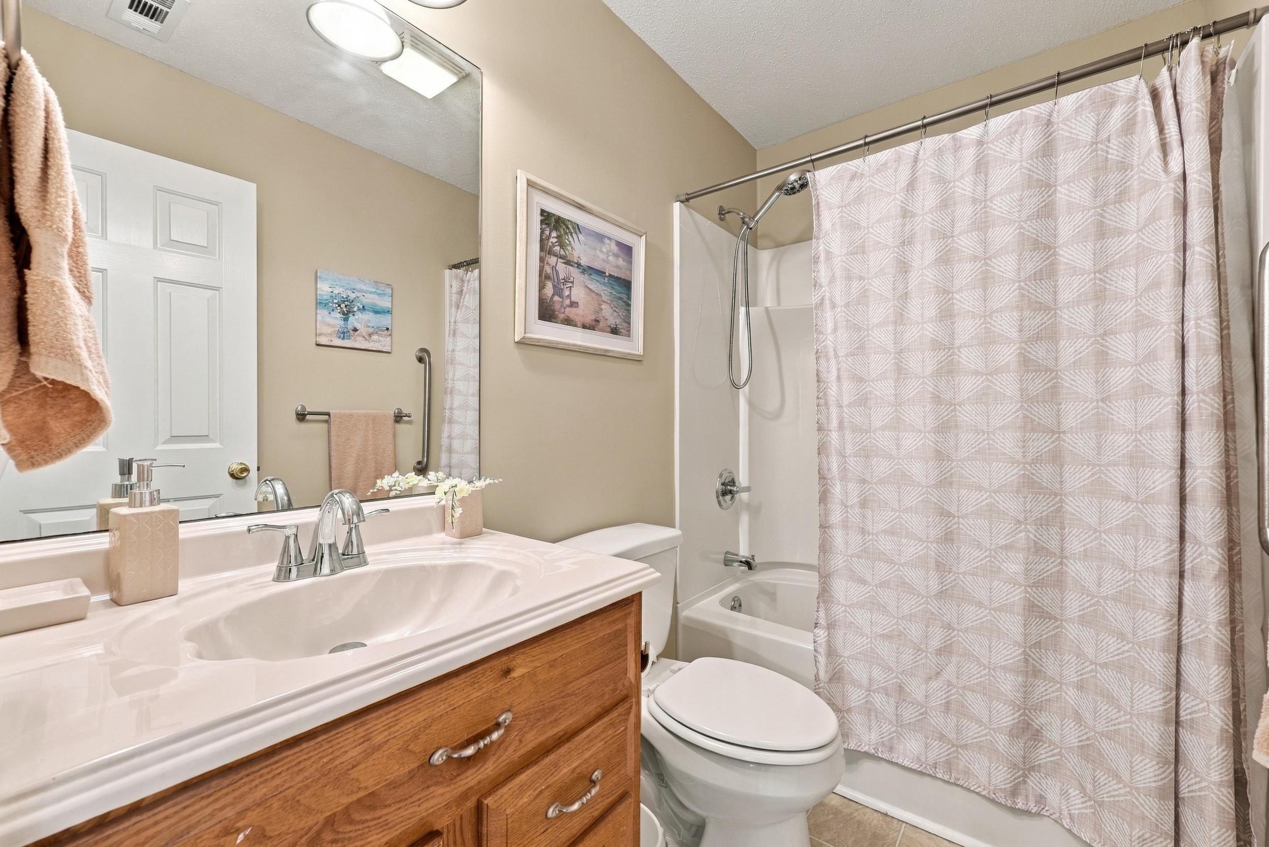 4394 Triangle St. Property Photo 14