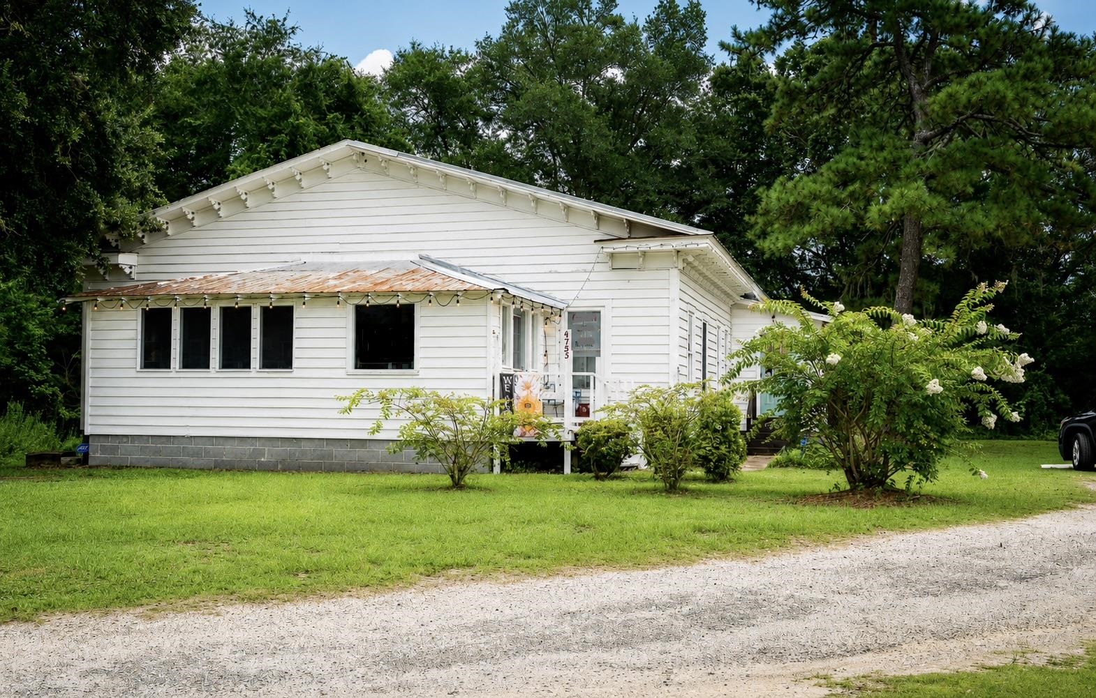 4763 Highway 17 Bypass Property Photo 2