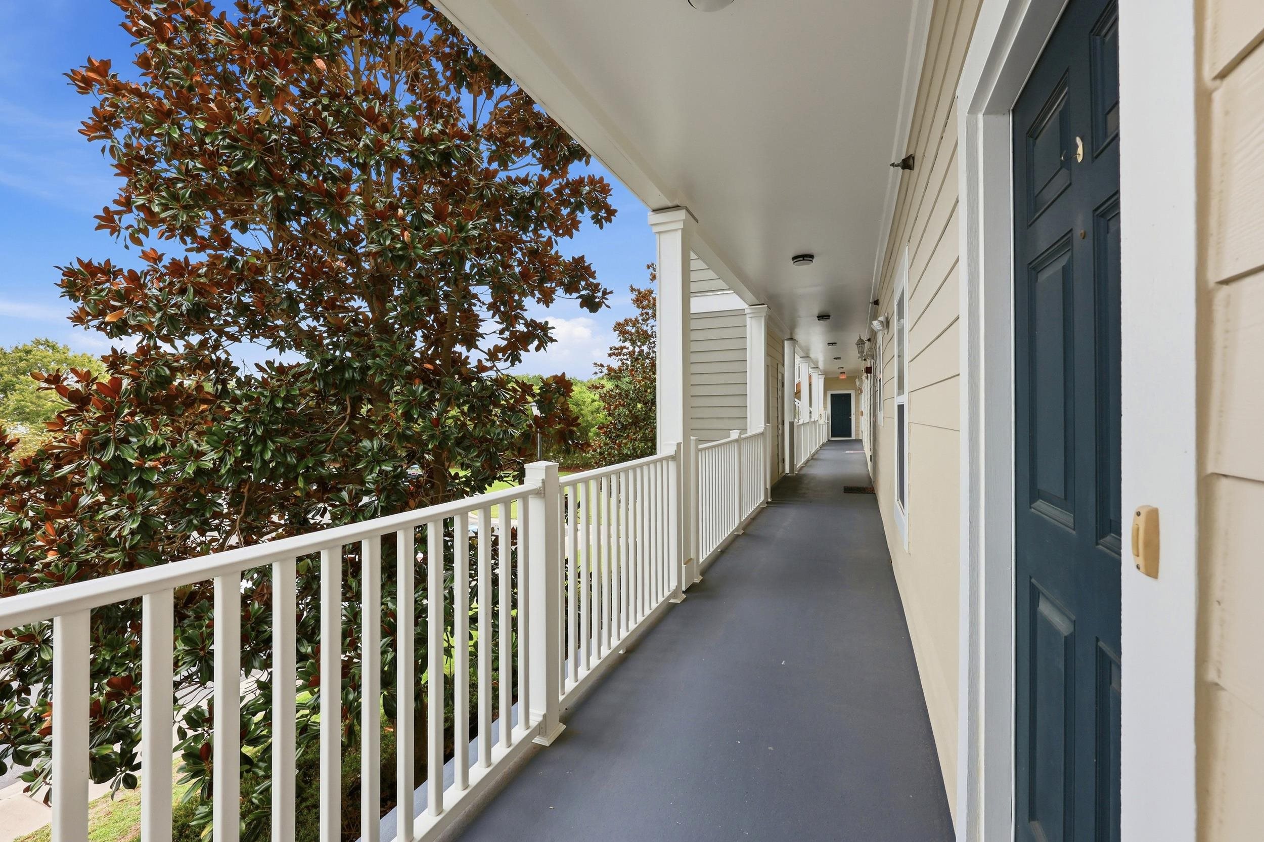 208 Castle Dr. Property Photo 3