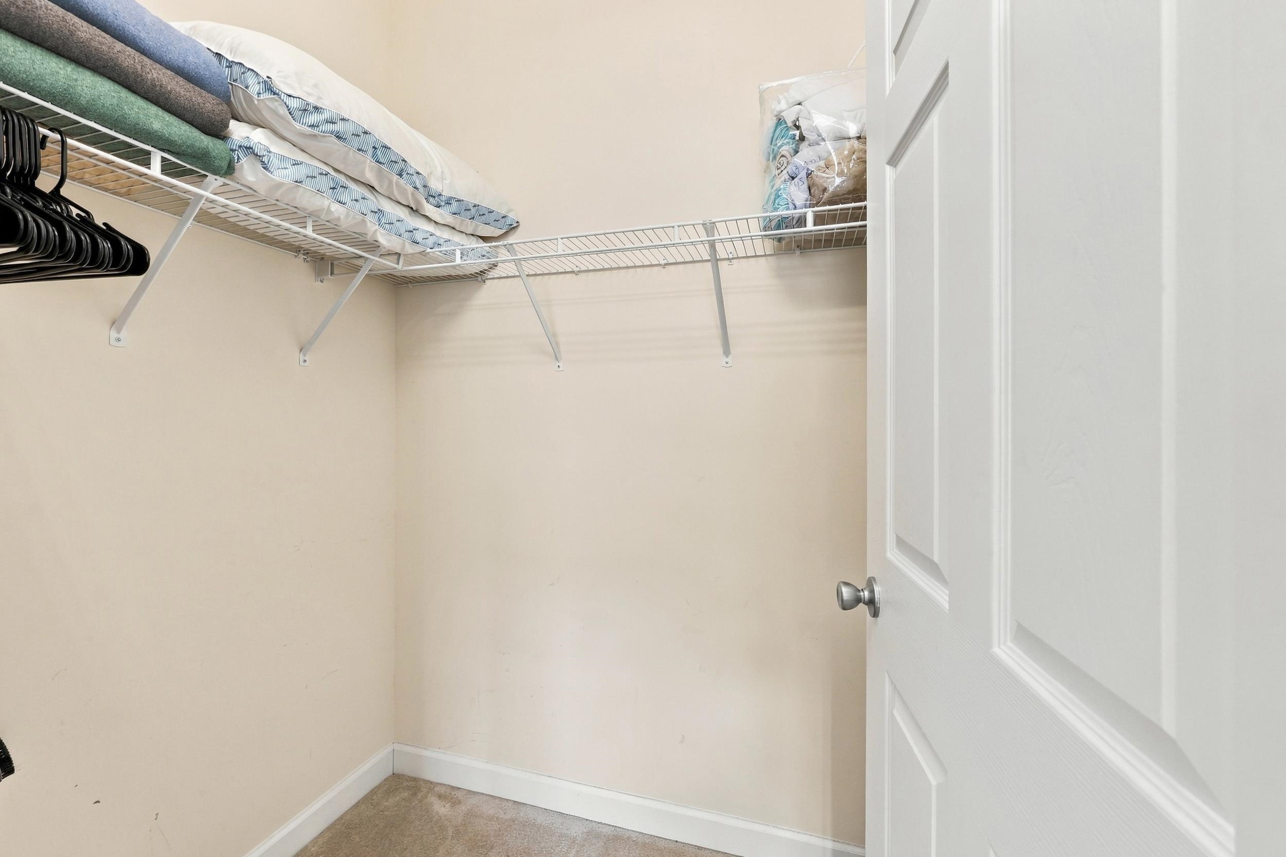 208 Castle Dr. Property Photo 16