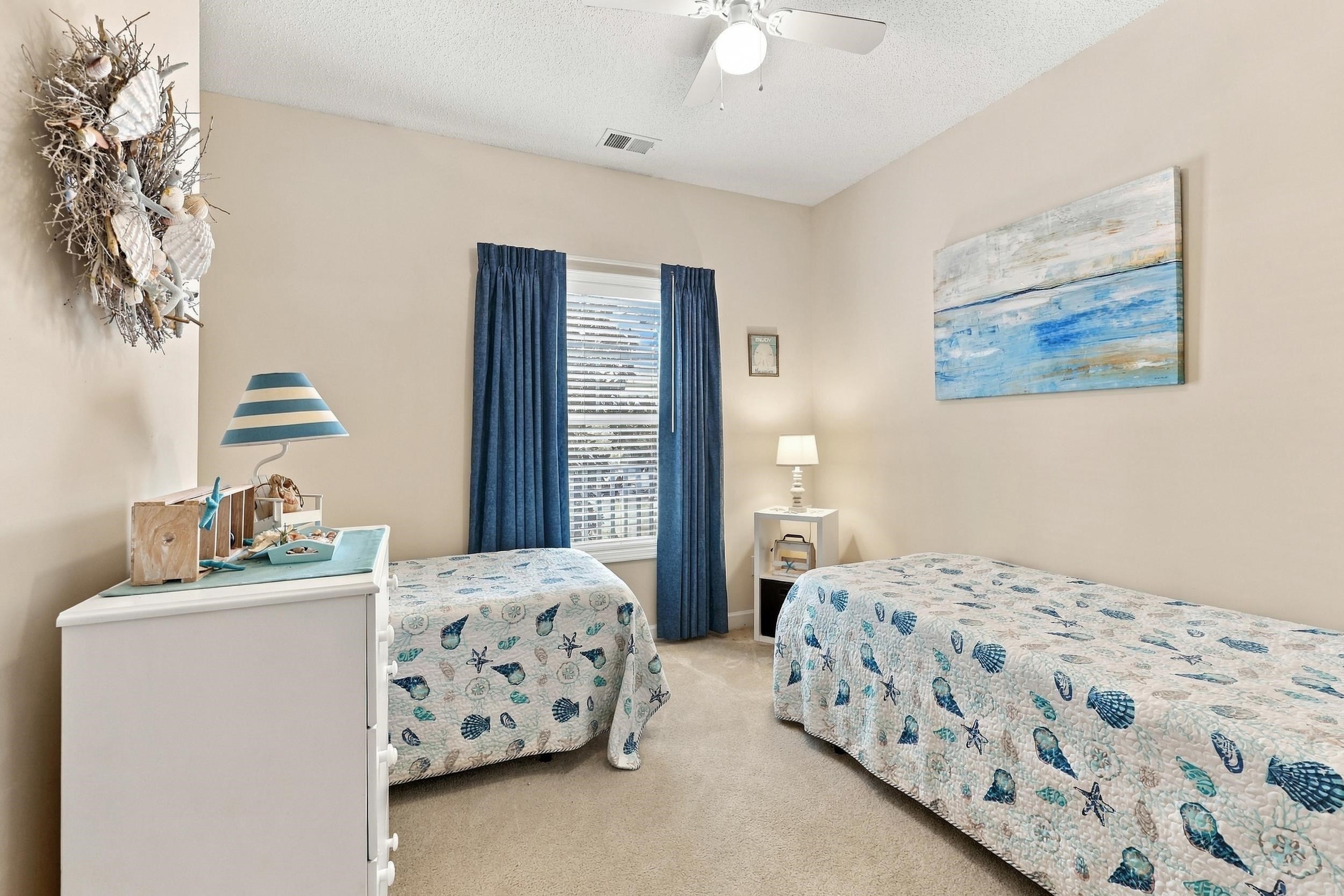 208 Castle Dr. Property Photo 18
