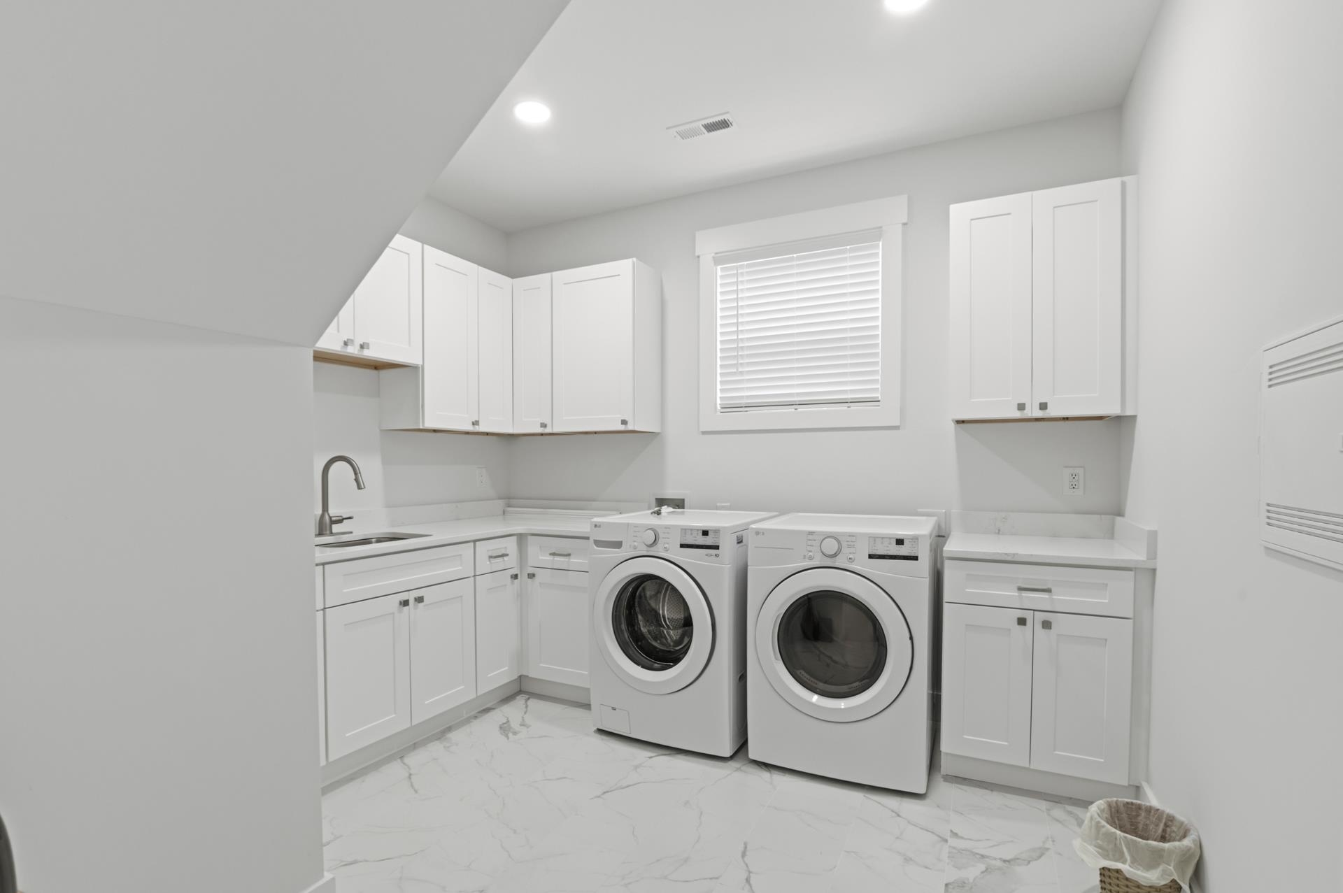 1009 Noddy Ct. Property Photo 45