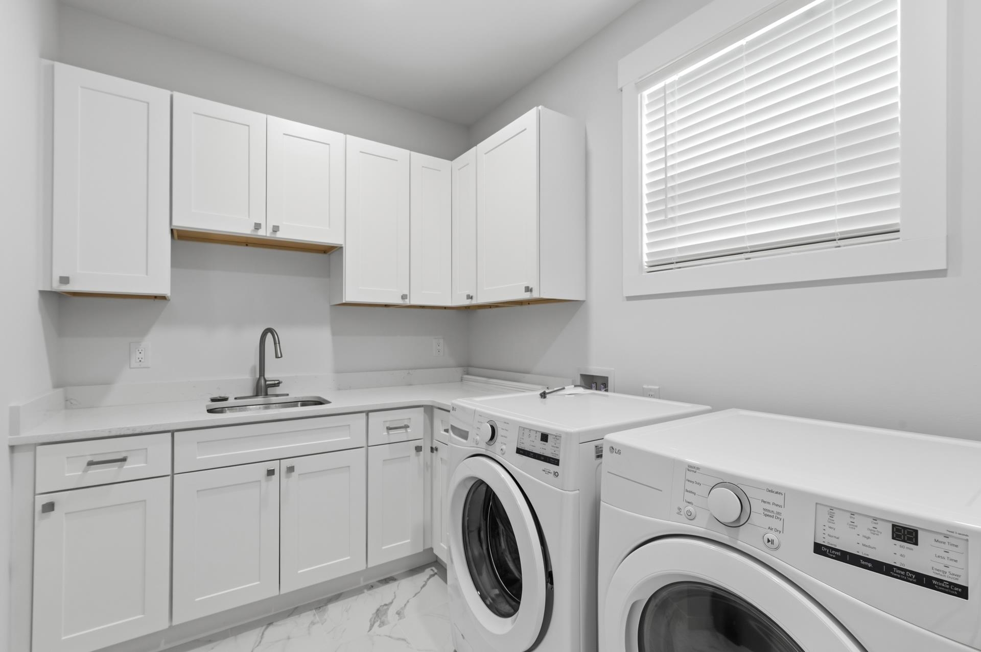 1009 Noddy Ct. Property Photo 46
