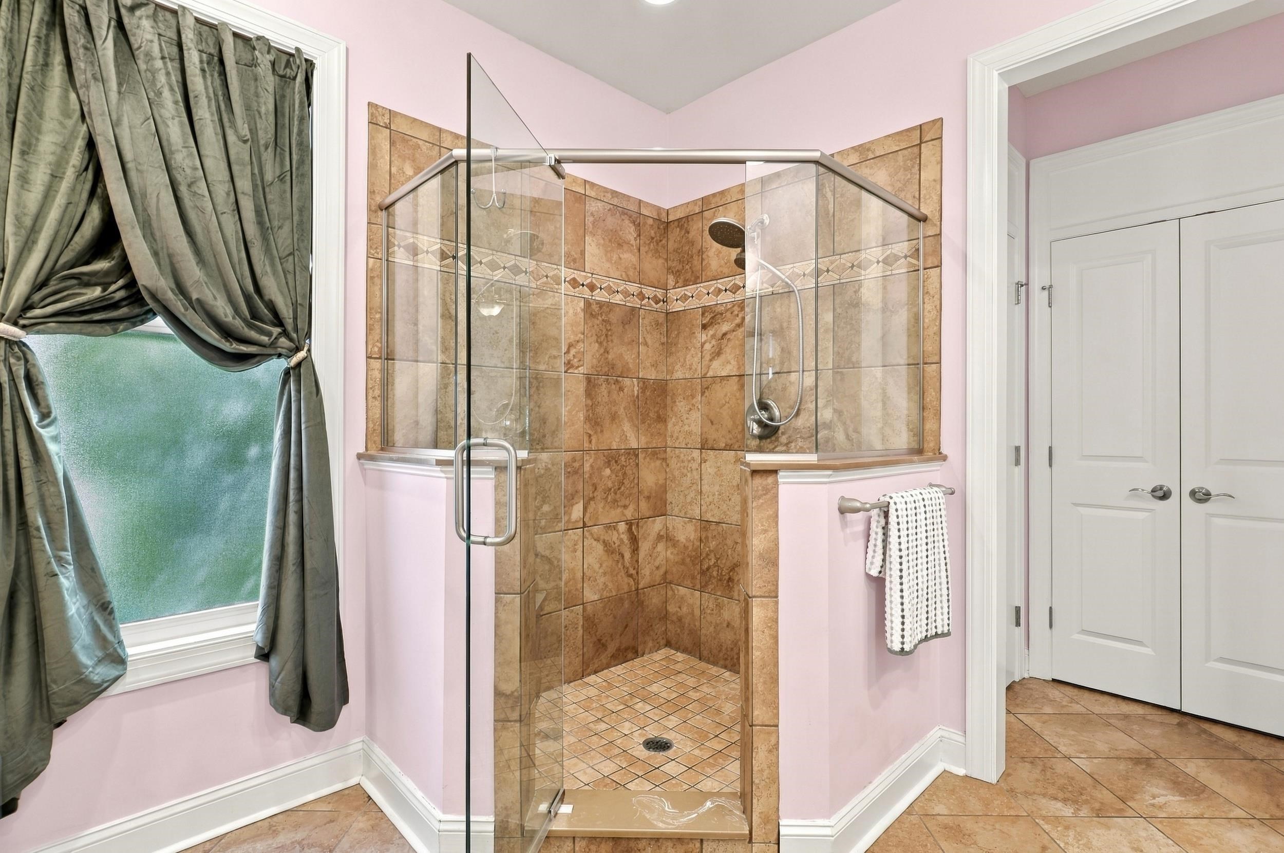 1470 Suncrest Dr. Property Photo 23