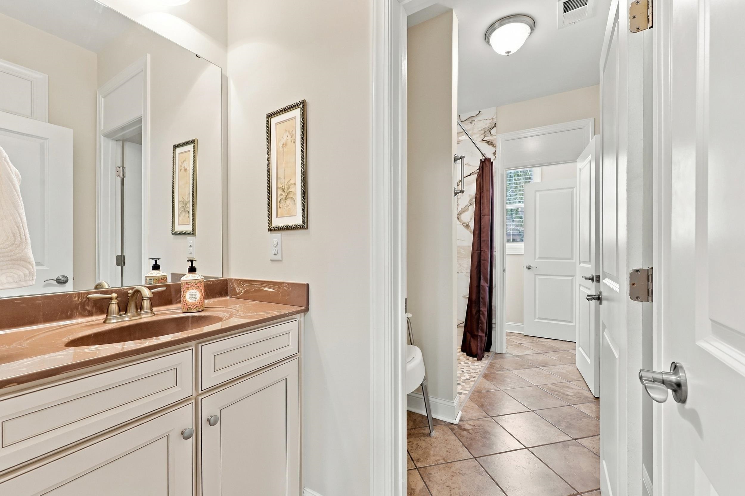 1470 Suncrest Dr. Property Photo 36