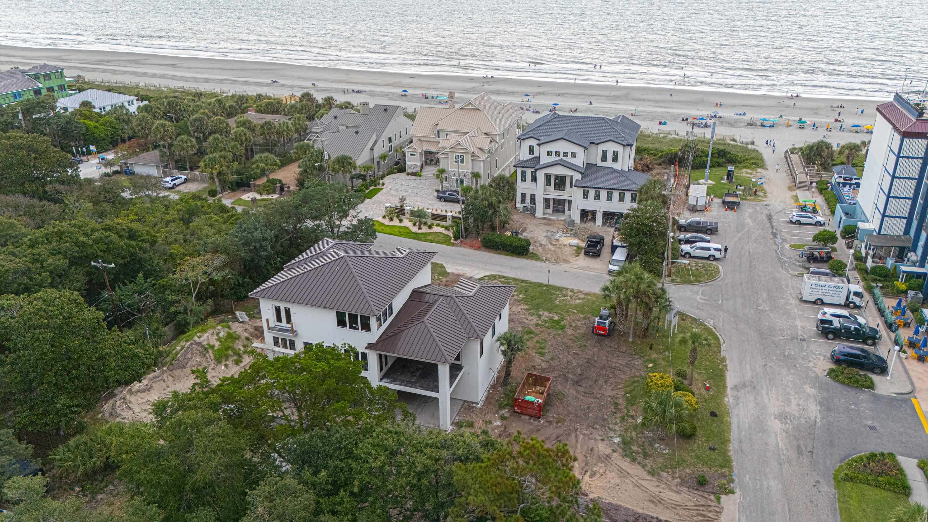 7701 Beach Dr. Property Photo 3