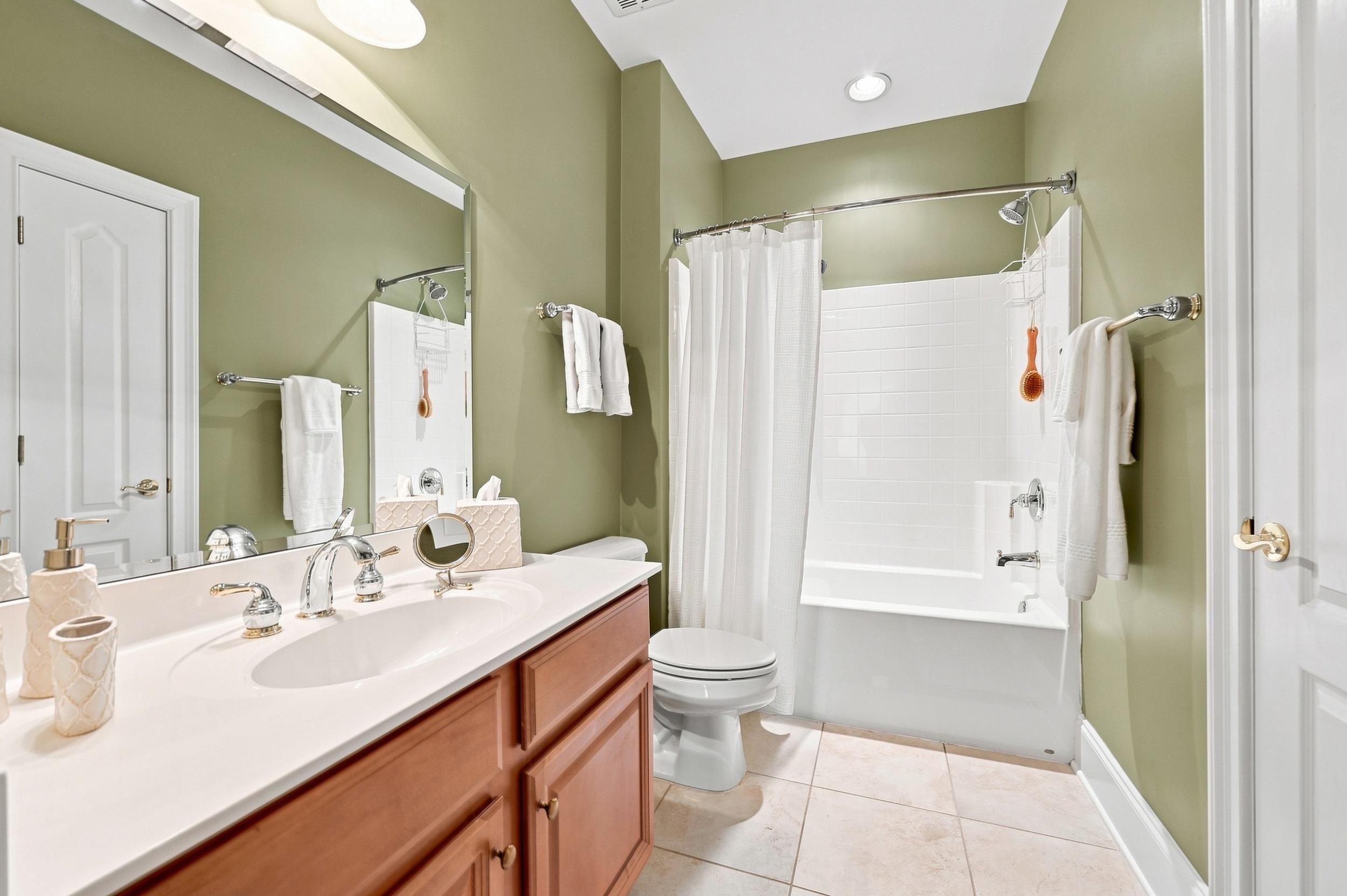 2180 Waterview Dr. Property Photo 25