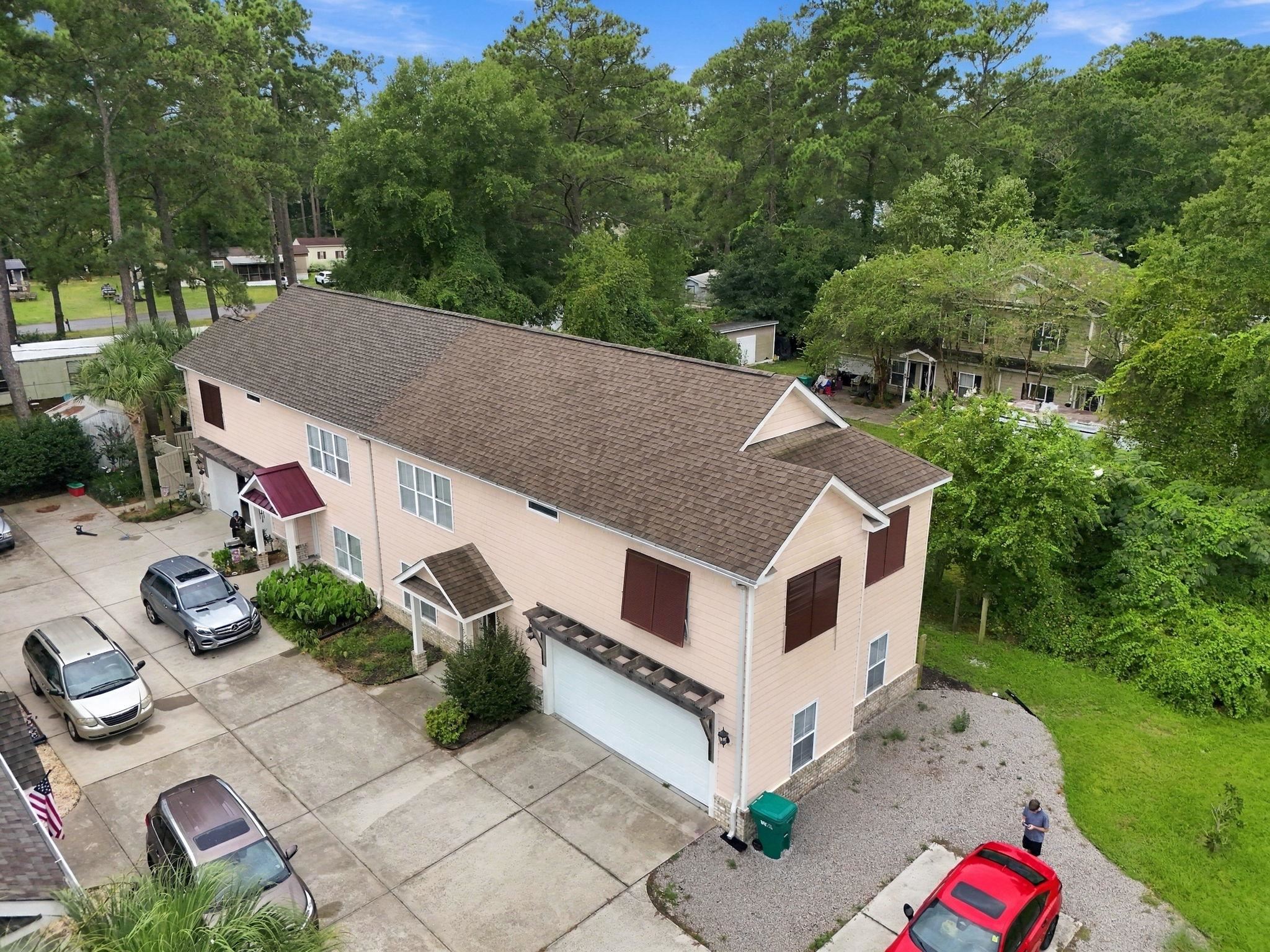 587 Sunnyside Ave. Property Photo 1