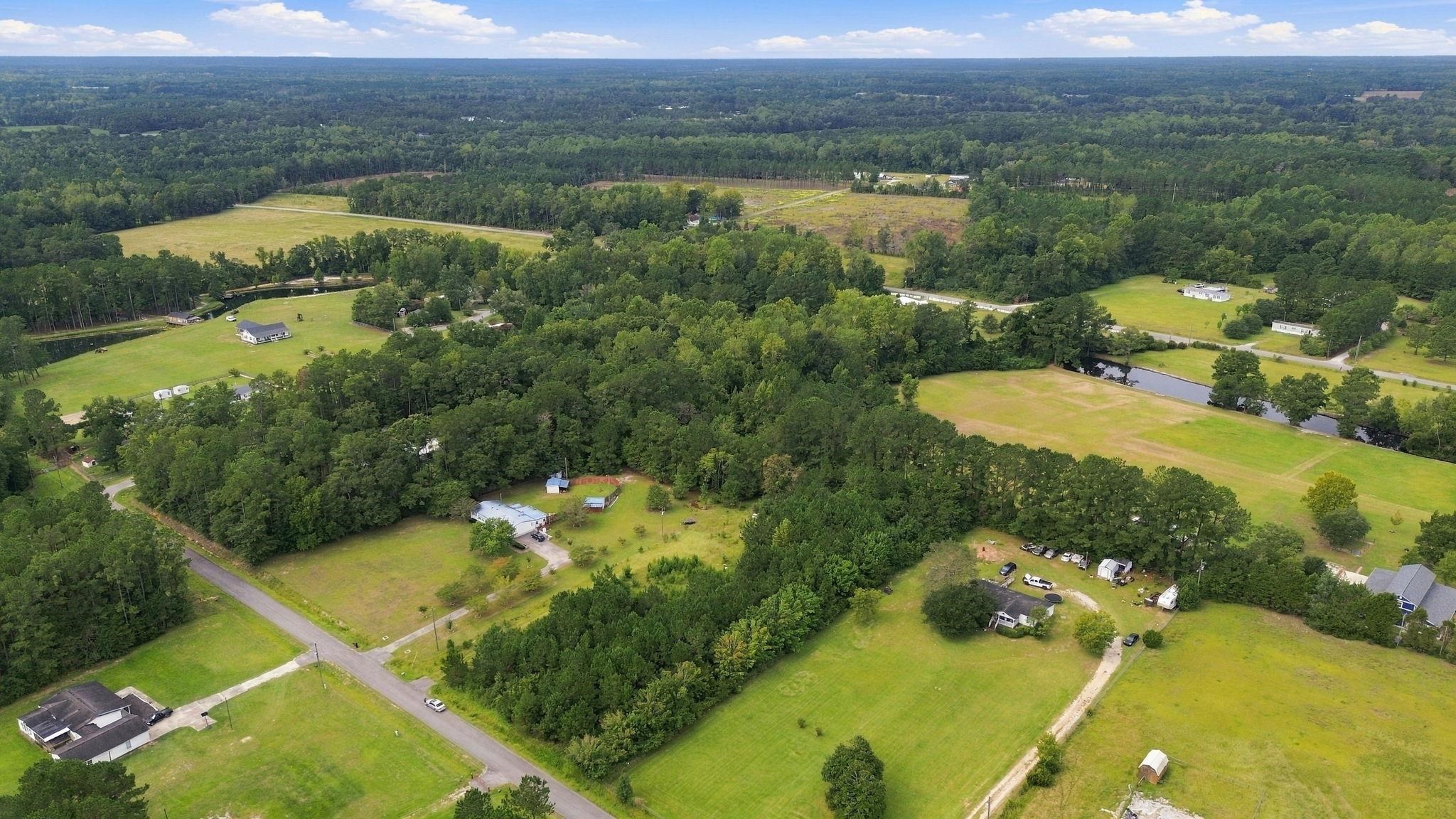 1212 Nursery Rd. Property Photo 4