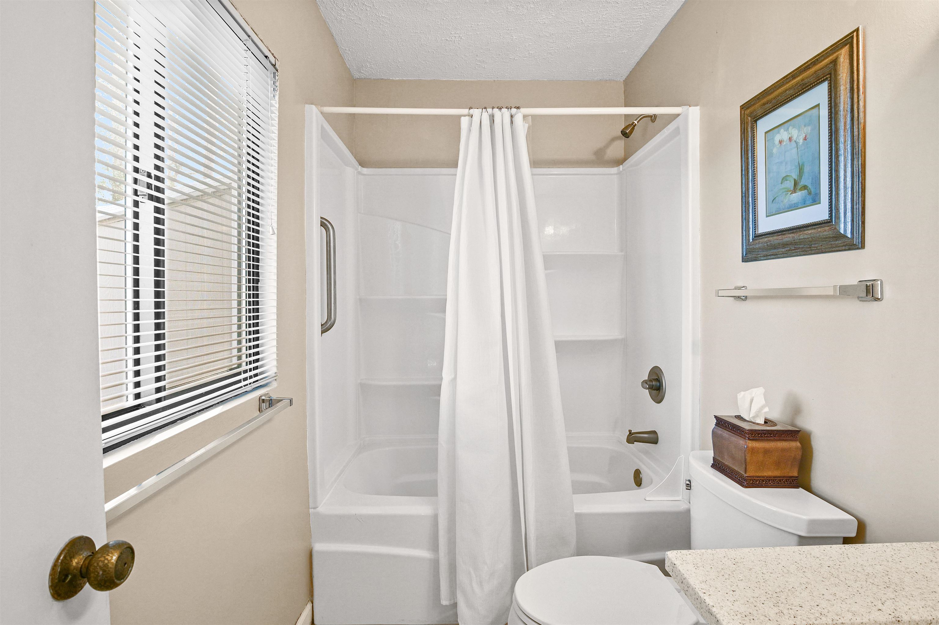 910 Villa Dr. Property Photo 38