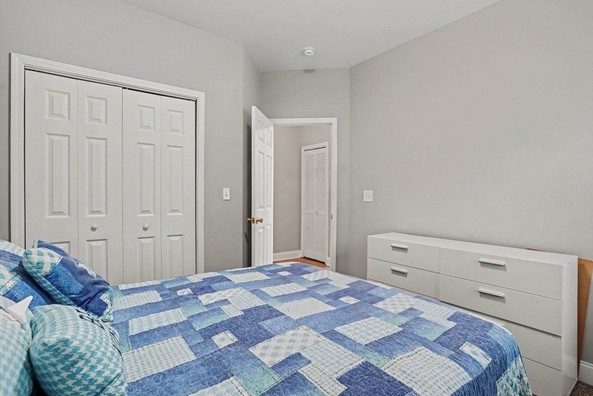 209 Chester St. Property Photo 15