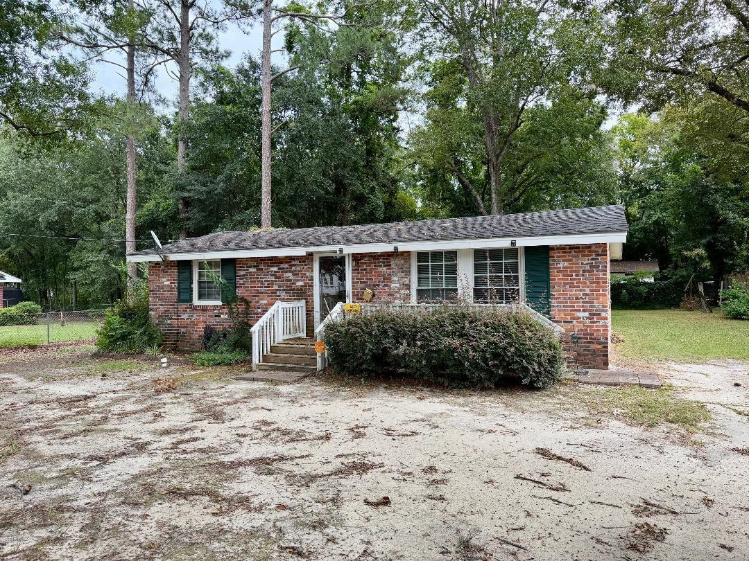 806 Windsor Way Property Photo 1